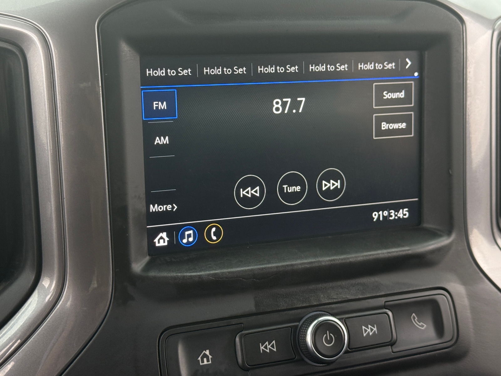 Thumbnail: 2020 Chevrolet Silverado 1500 - 4