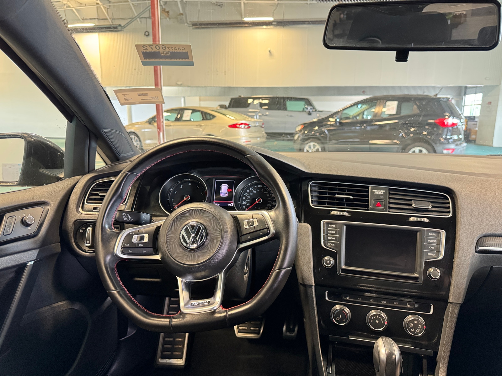 Thumbnail: 2017 Volkswagen Golf - 5