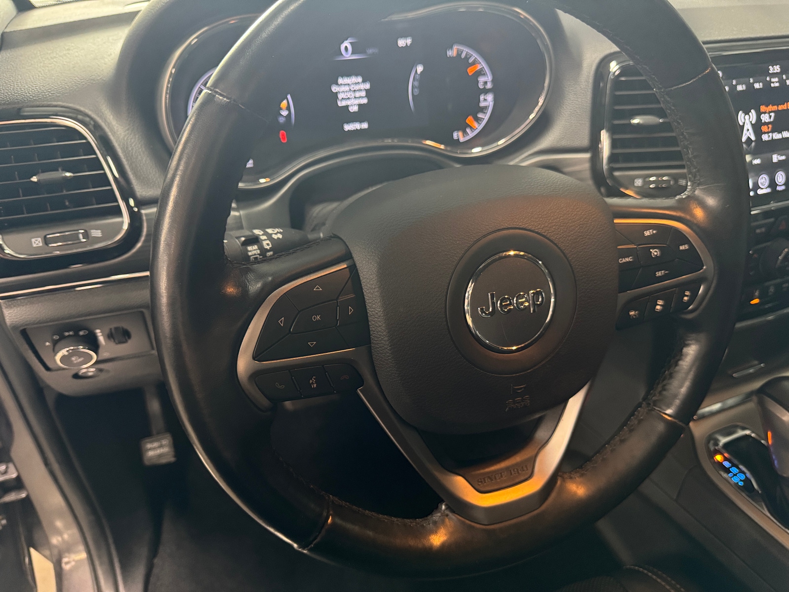 Thumbnail: 2021 Jeep Grand Cherokee - 4