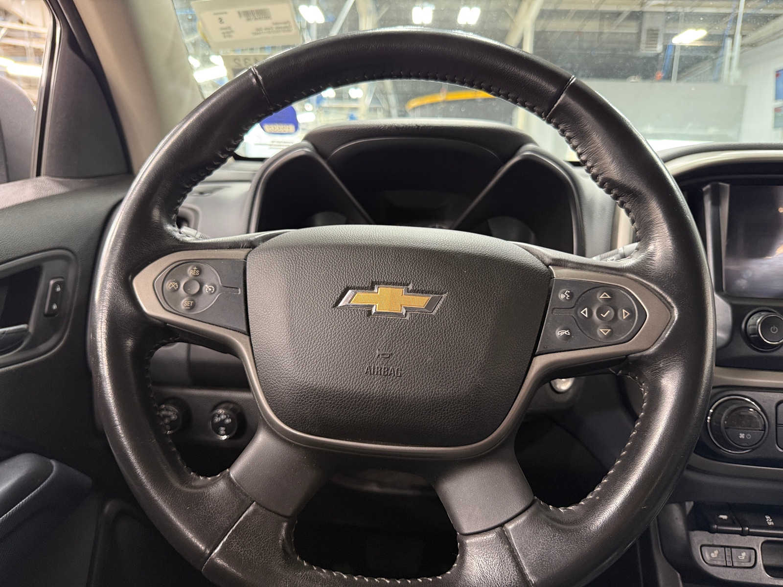 Thumbnail: 2016 Chevrolet Colorado - 4