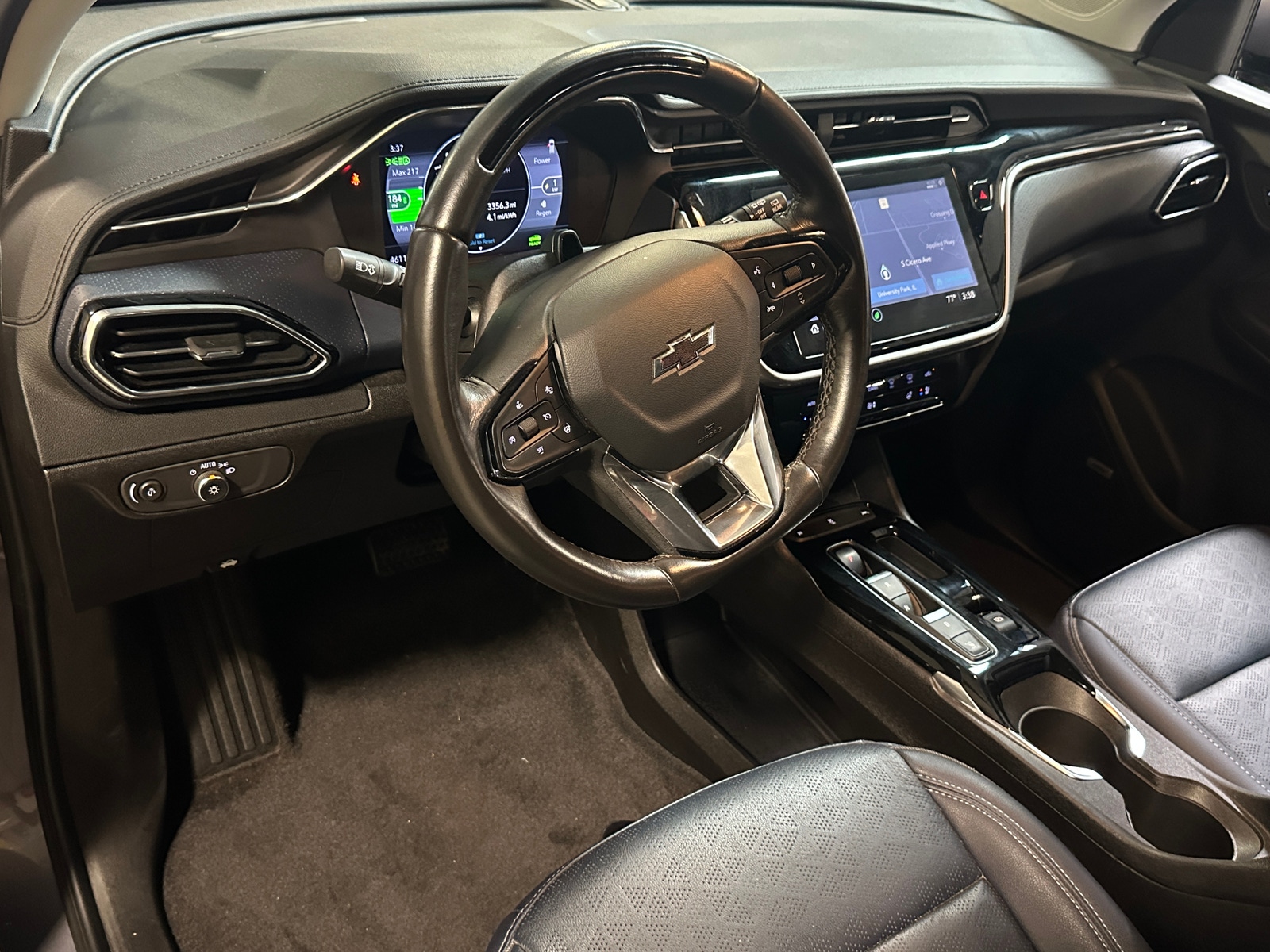 Thumbnail: 2022 Chevrolet Bolt EUV - 2