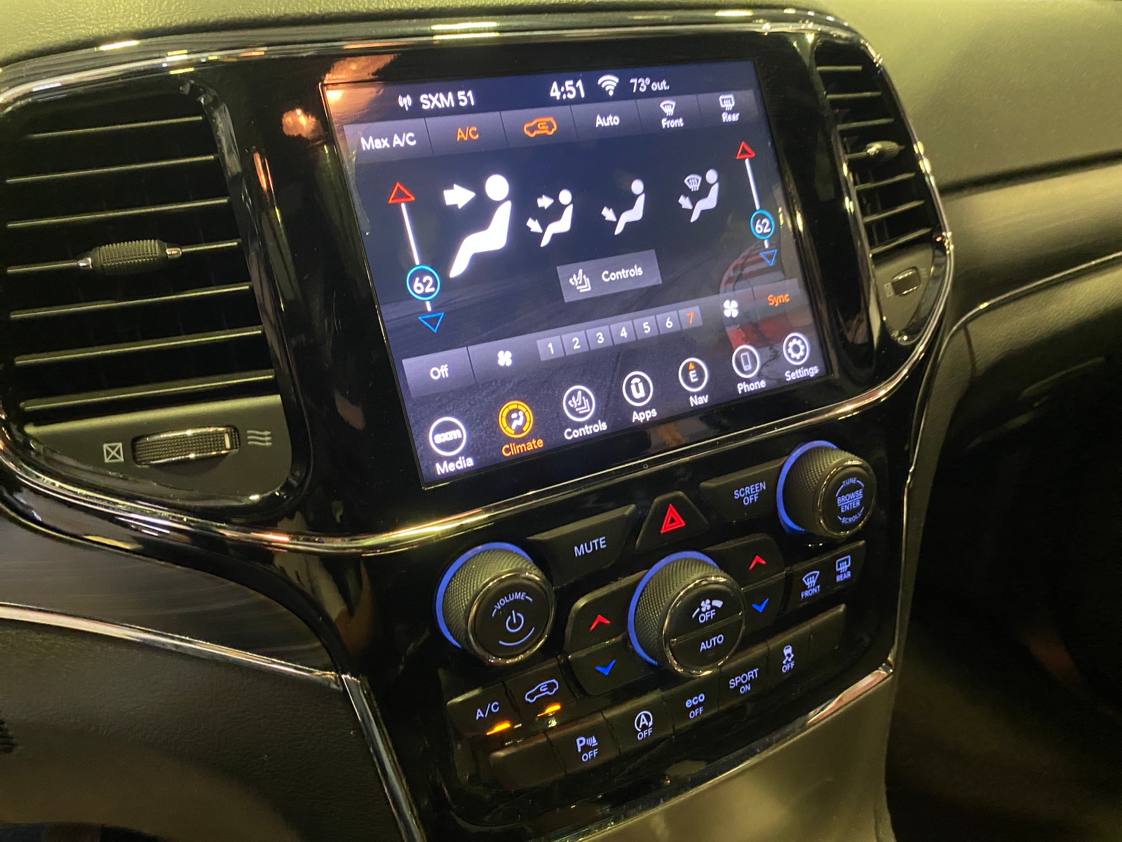 Thumbnail: 2019 Jeep Grand Cherokee - 3