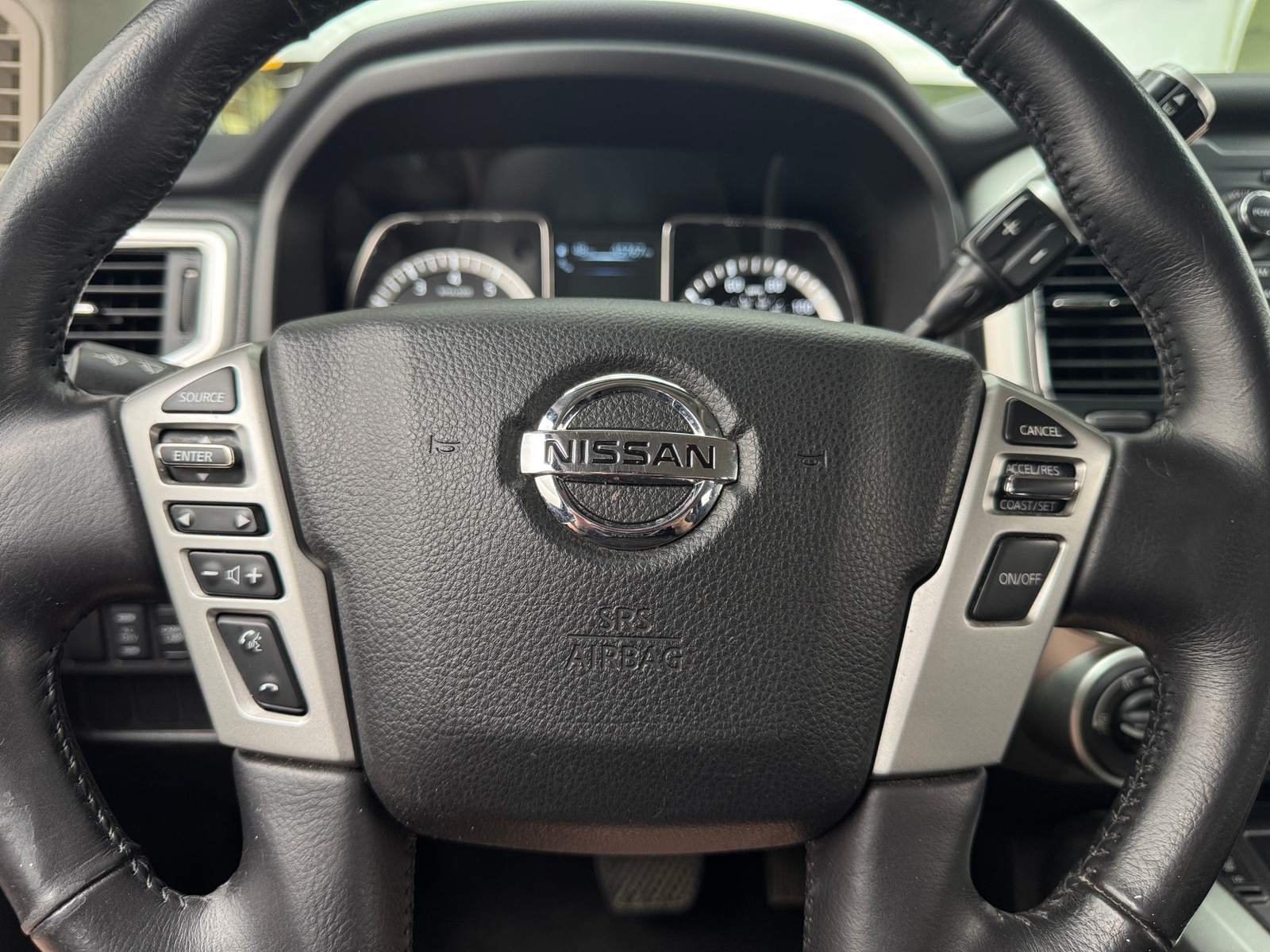 Thumbnail: 2018 Nissan Titan - 5
