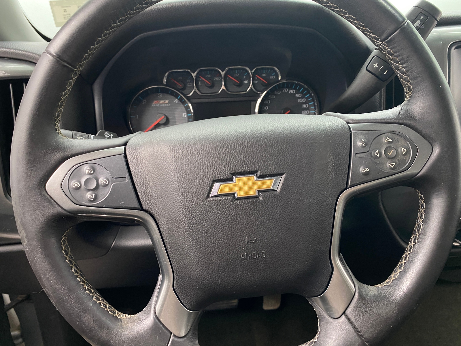 Thumbnail: 2017 Chevrolet Silverado 1500 - 5