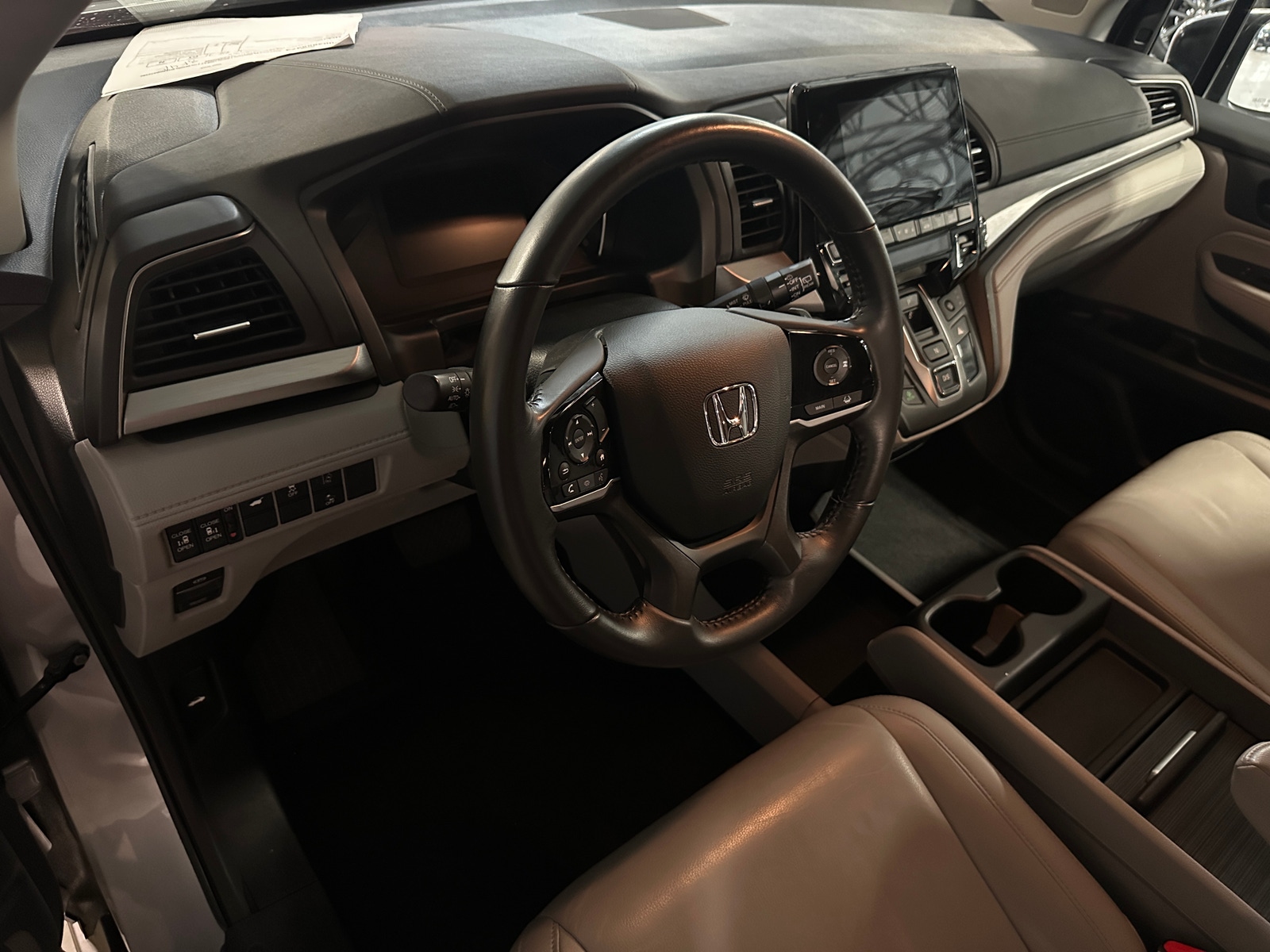 Thumbnail: 2019 Honda Odyssey - 2