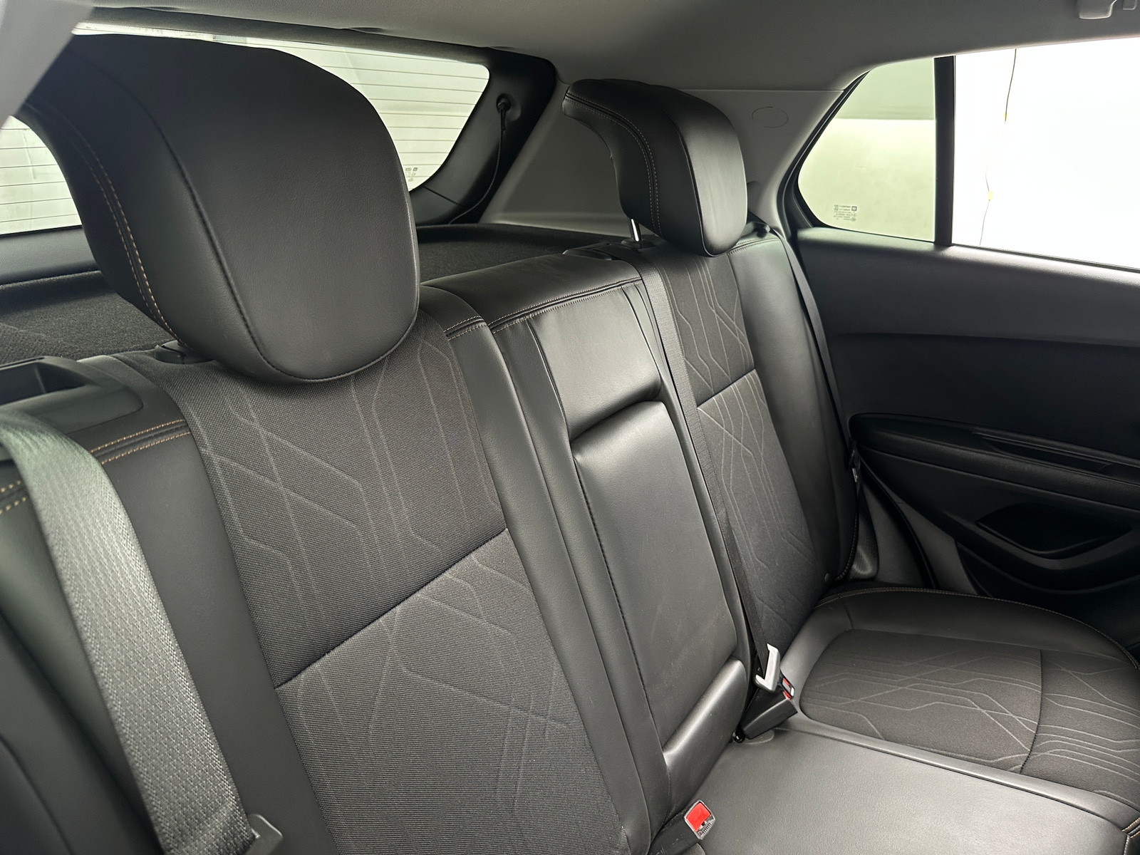 Thumbnail: 2021 Chevrolet Trax - 6