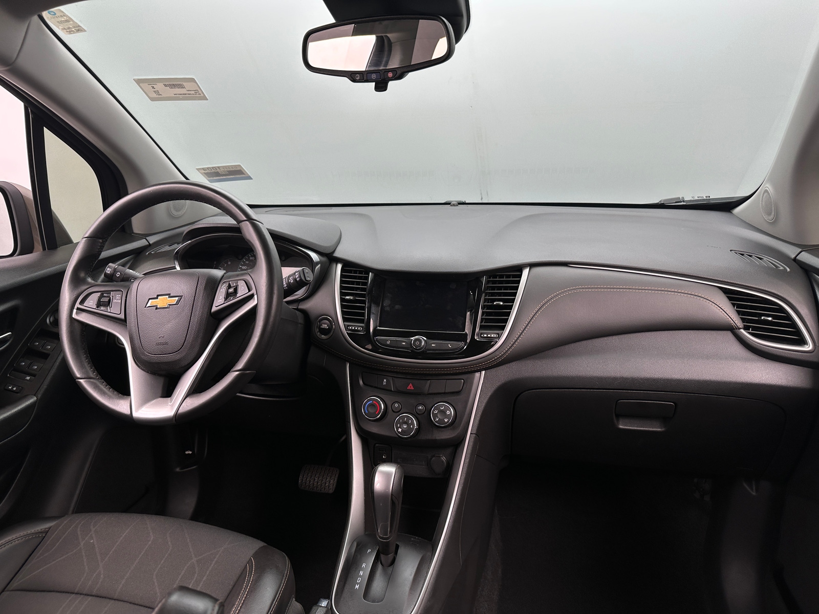 Thumbnail: 2021 Chevrolet Trax - 3
