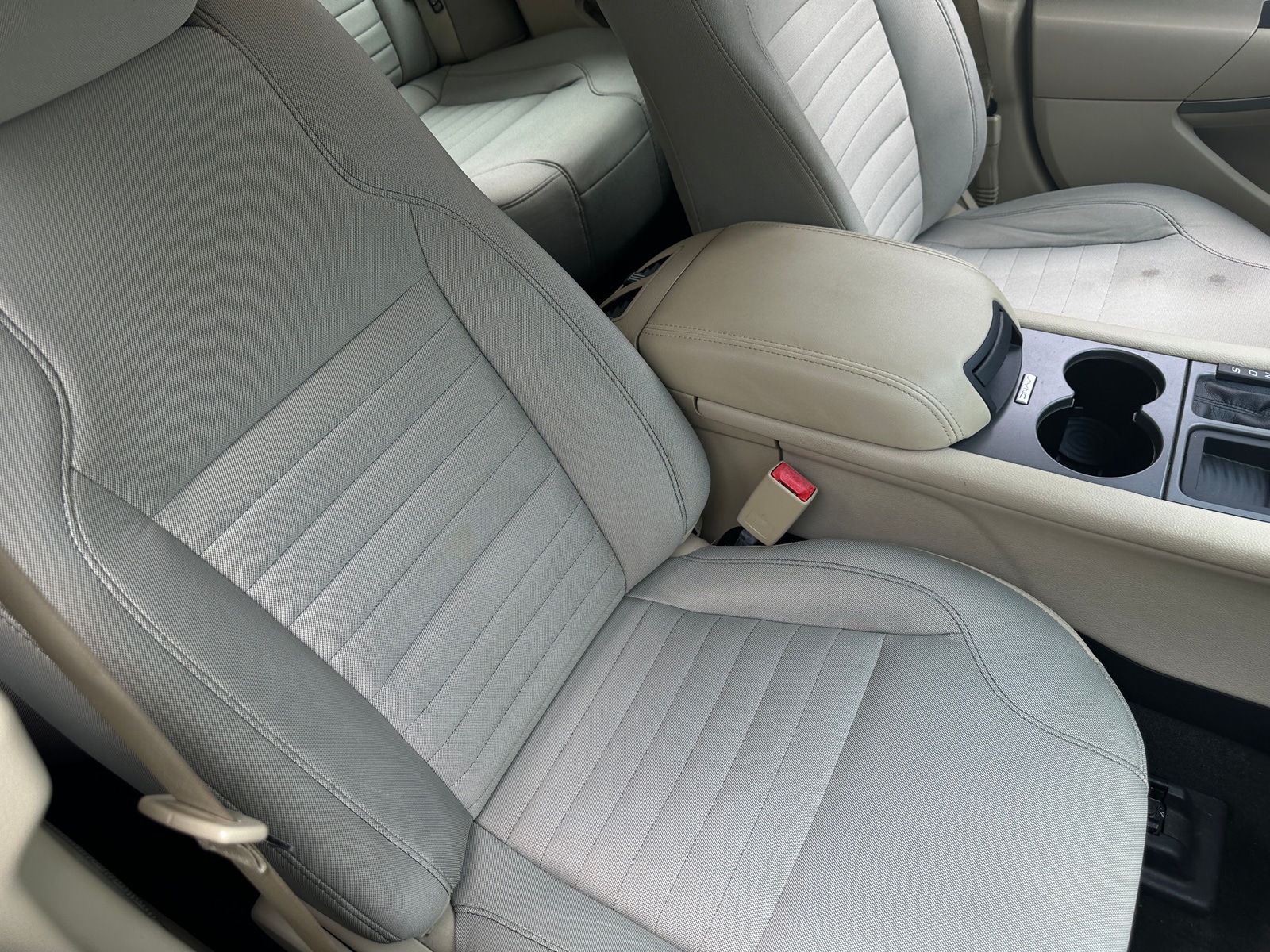 Thumbnail: 2016 Ford Taurus - 2