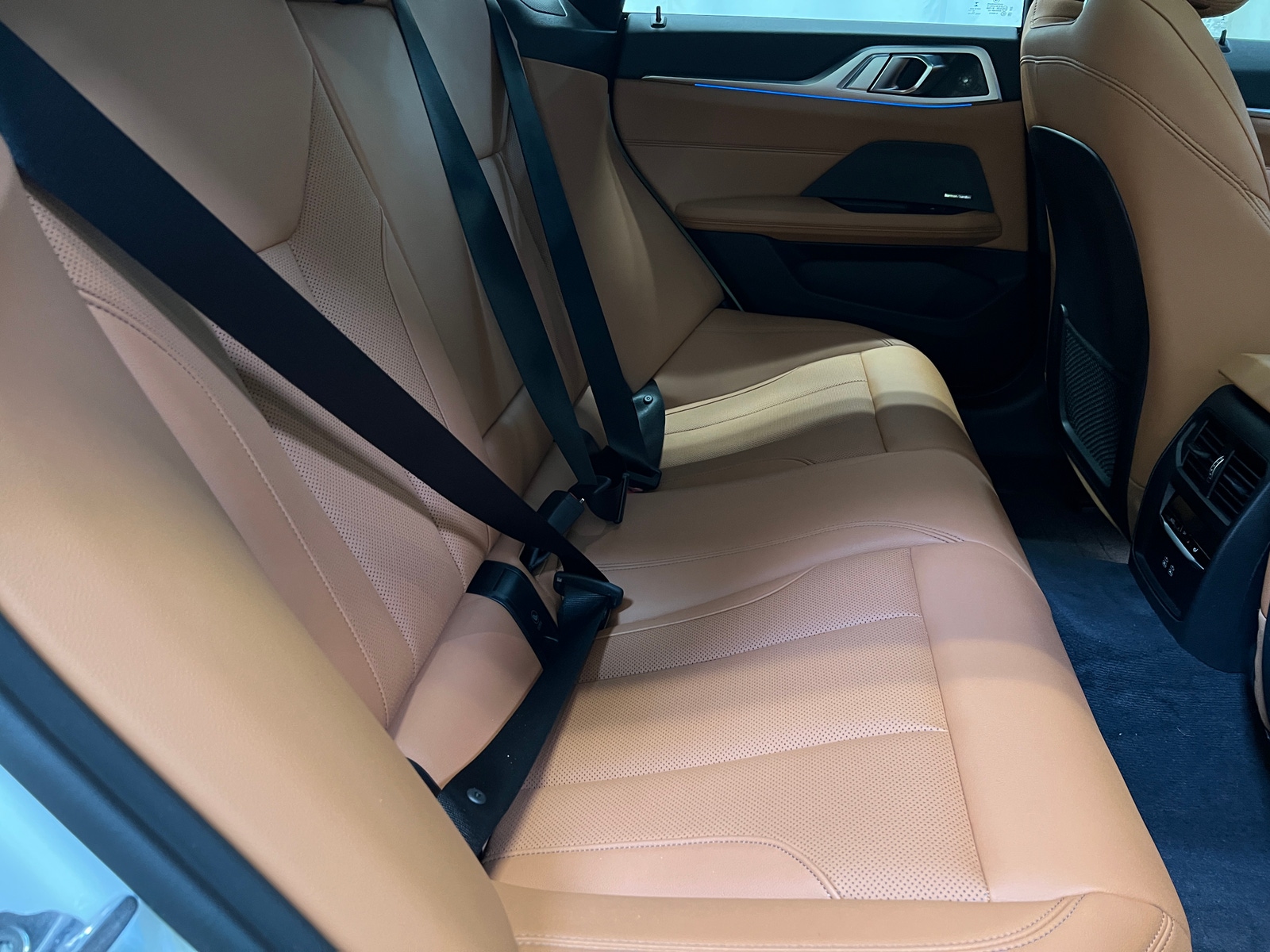 Thumbnail: 2023 BMW i4 - 5