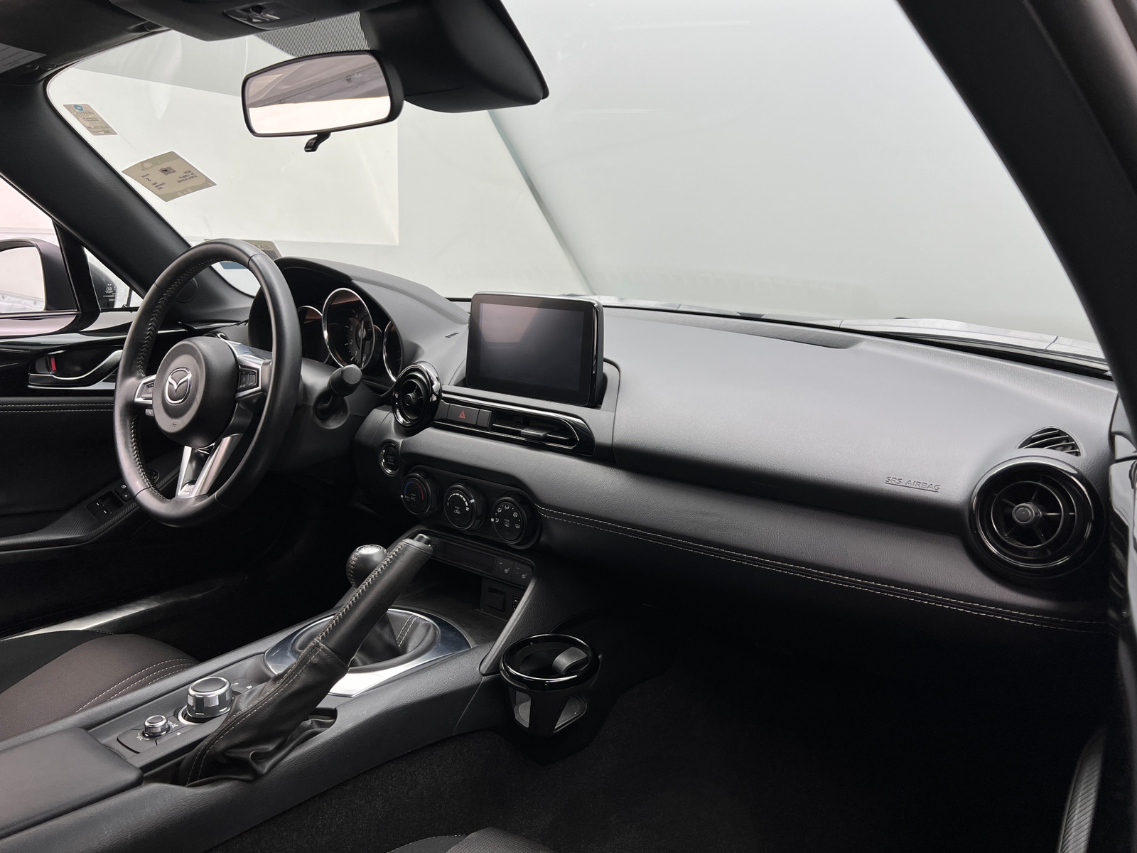 Thumbnail: 2020 Mazda MX-5 Miata - 3