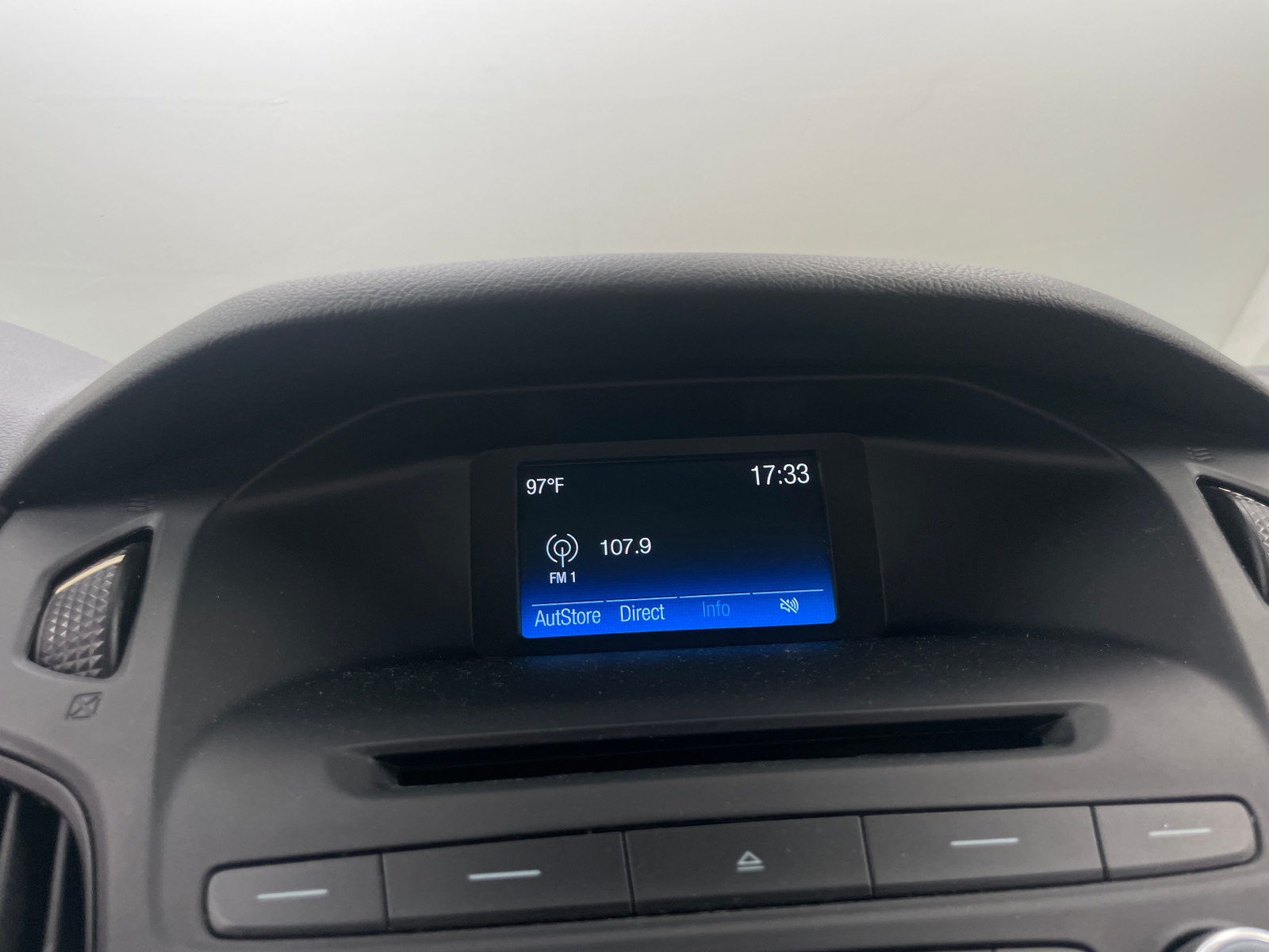 Thumbnail: 2016 Ford Focus - 4