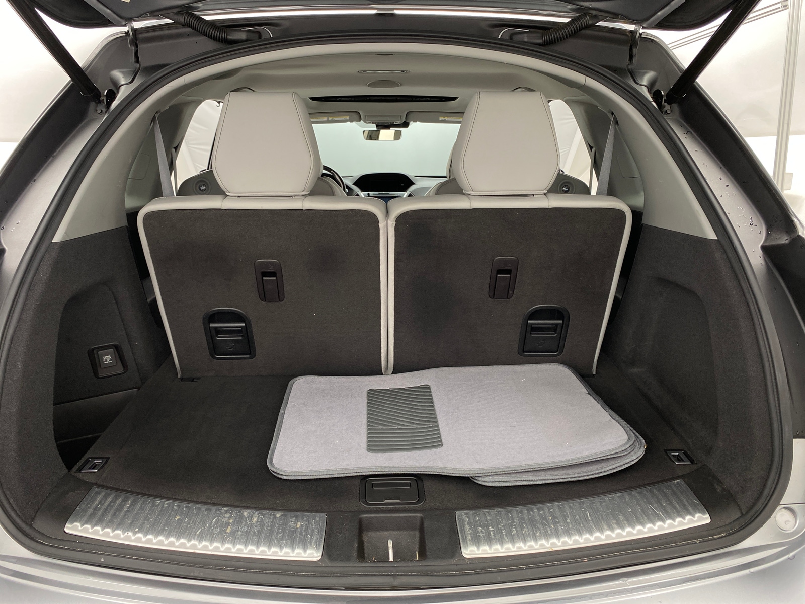 Thumbnail: 2019 Acura MDX - 6