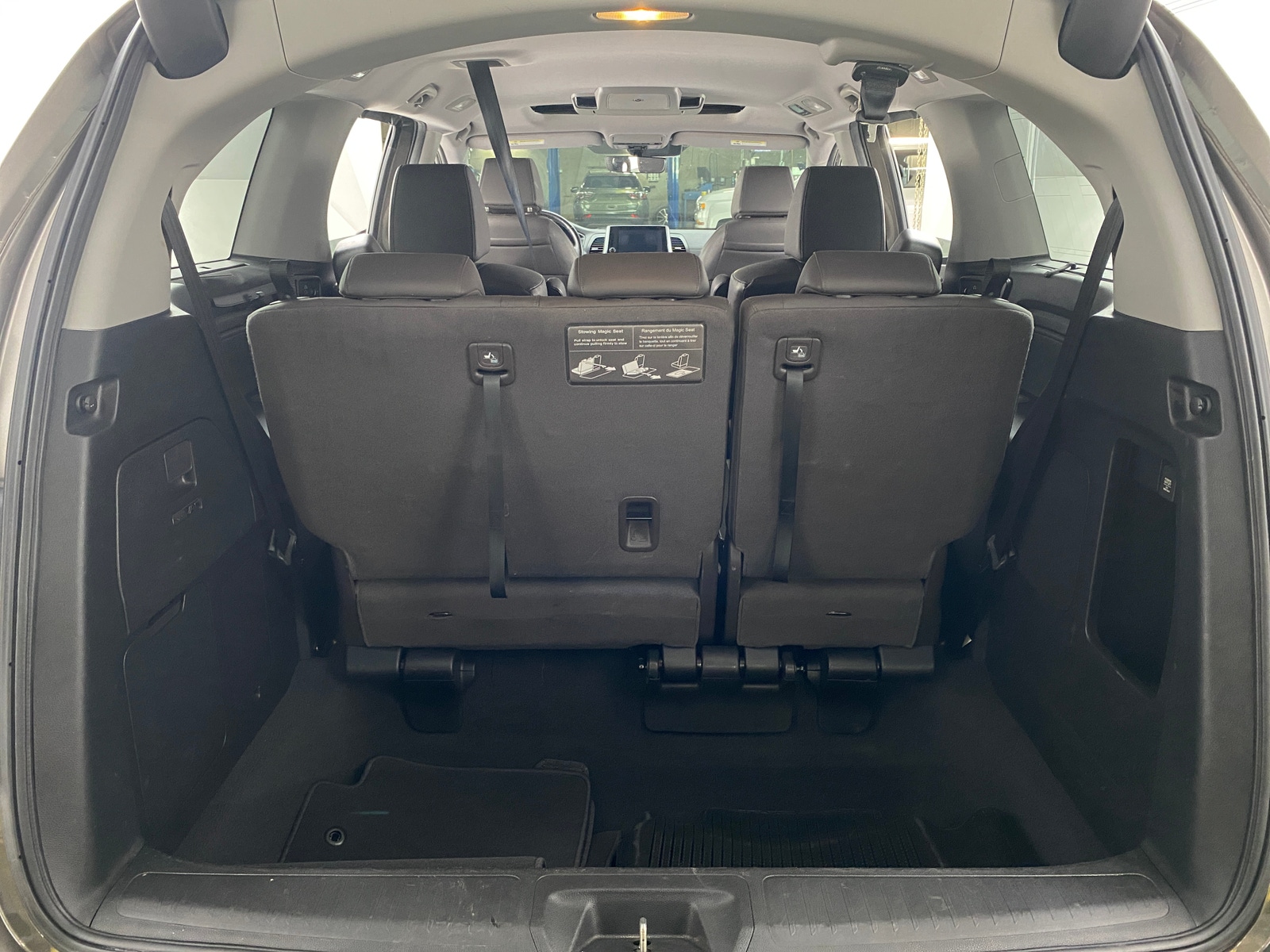Thumbnail: 2018 Honda Odyssey - 6