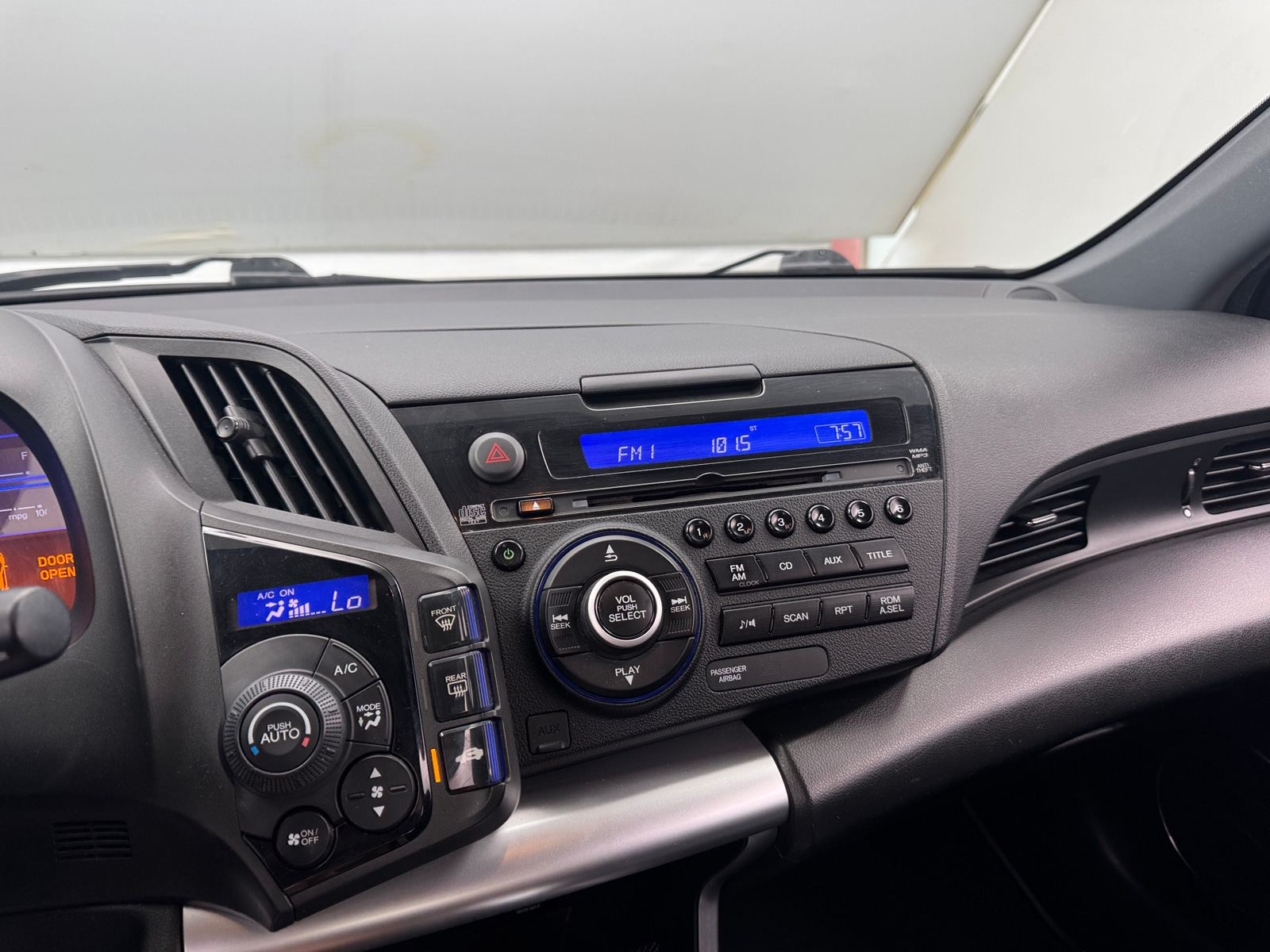 Thumbnail: 2015 Honda CR-Z - 3