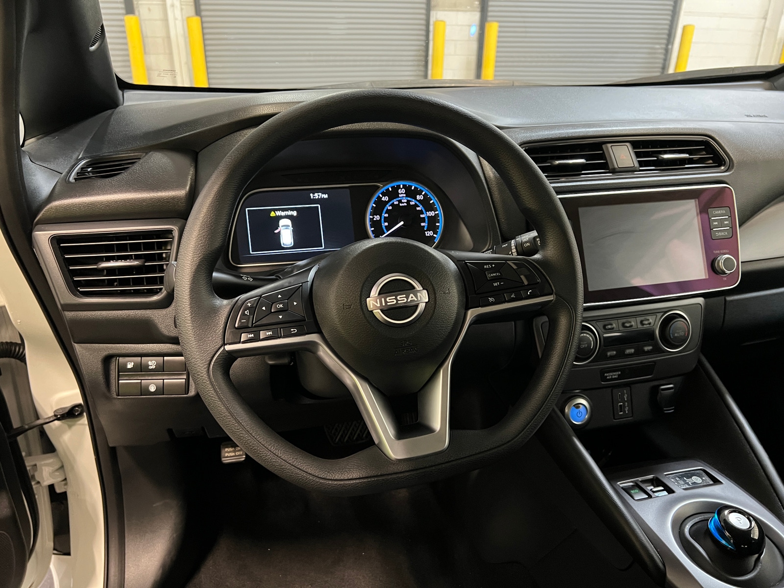 Thumbnail: 2023 Nissan Leaf - 5