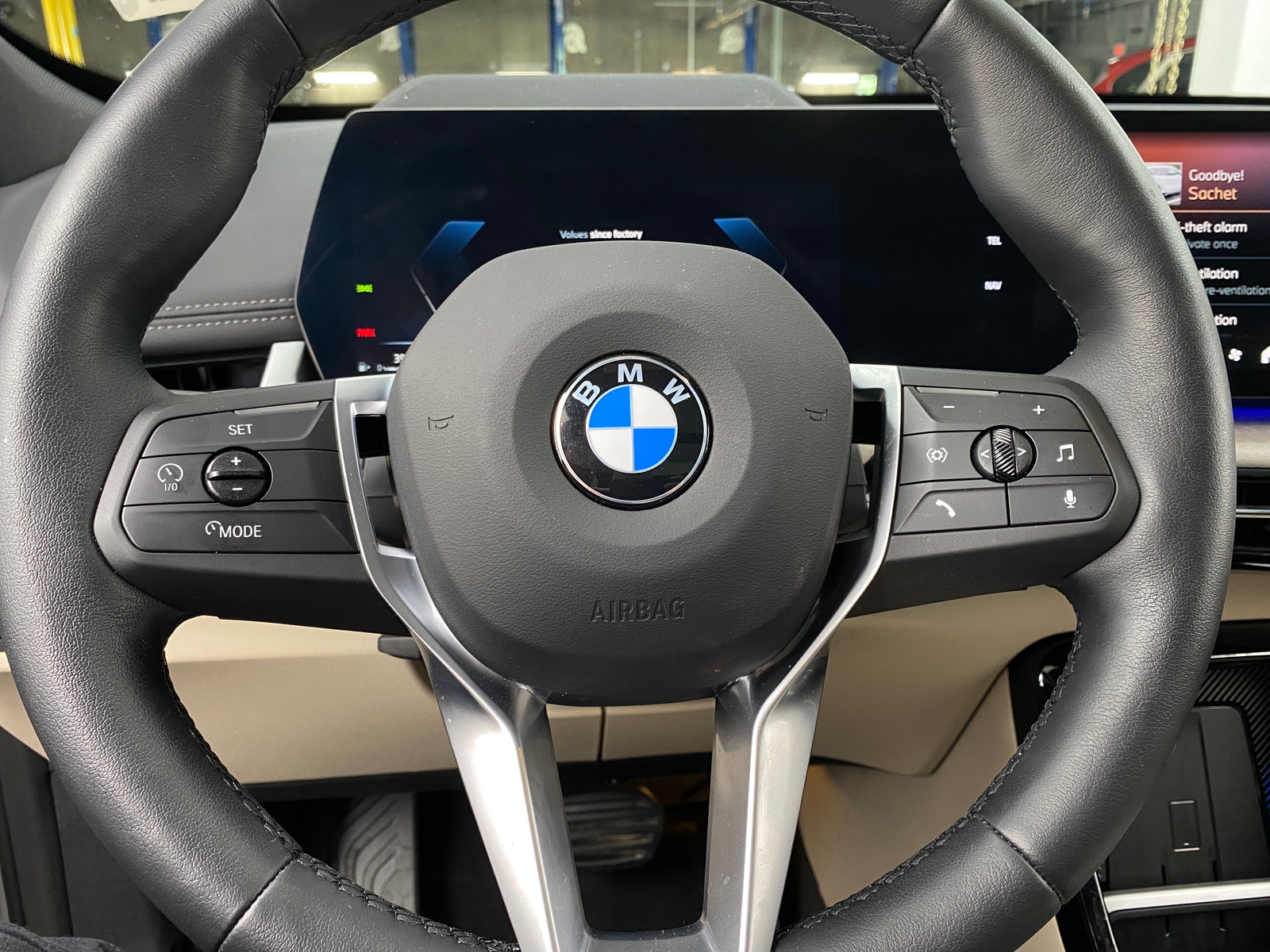 Thumbnail: 2025 BMW X1 - 4