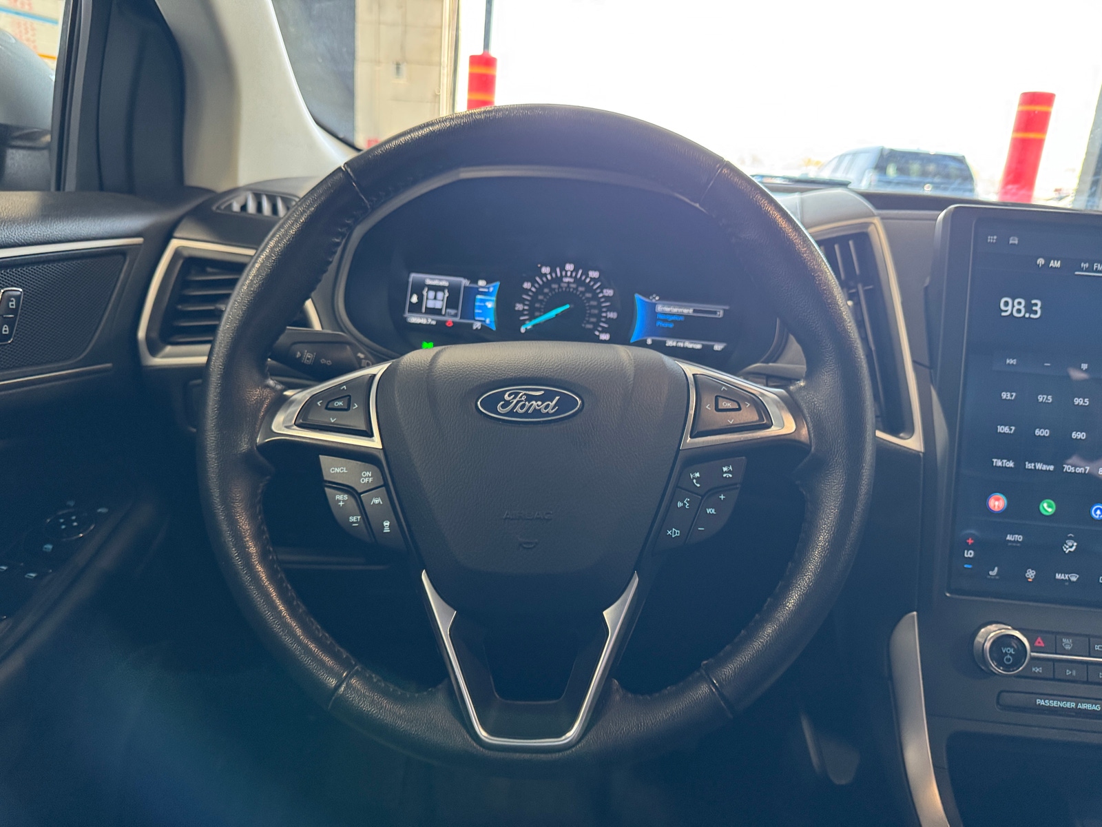 Thumbnail: 2023 Ford Edge - 4