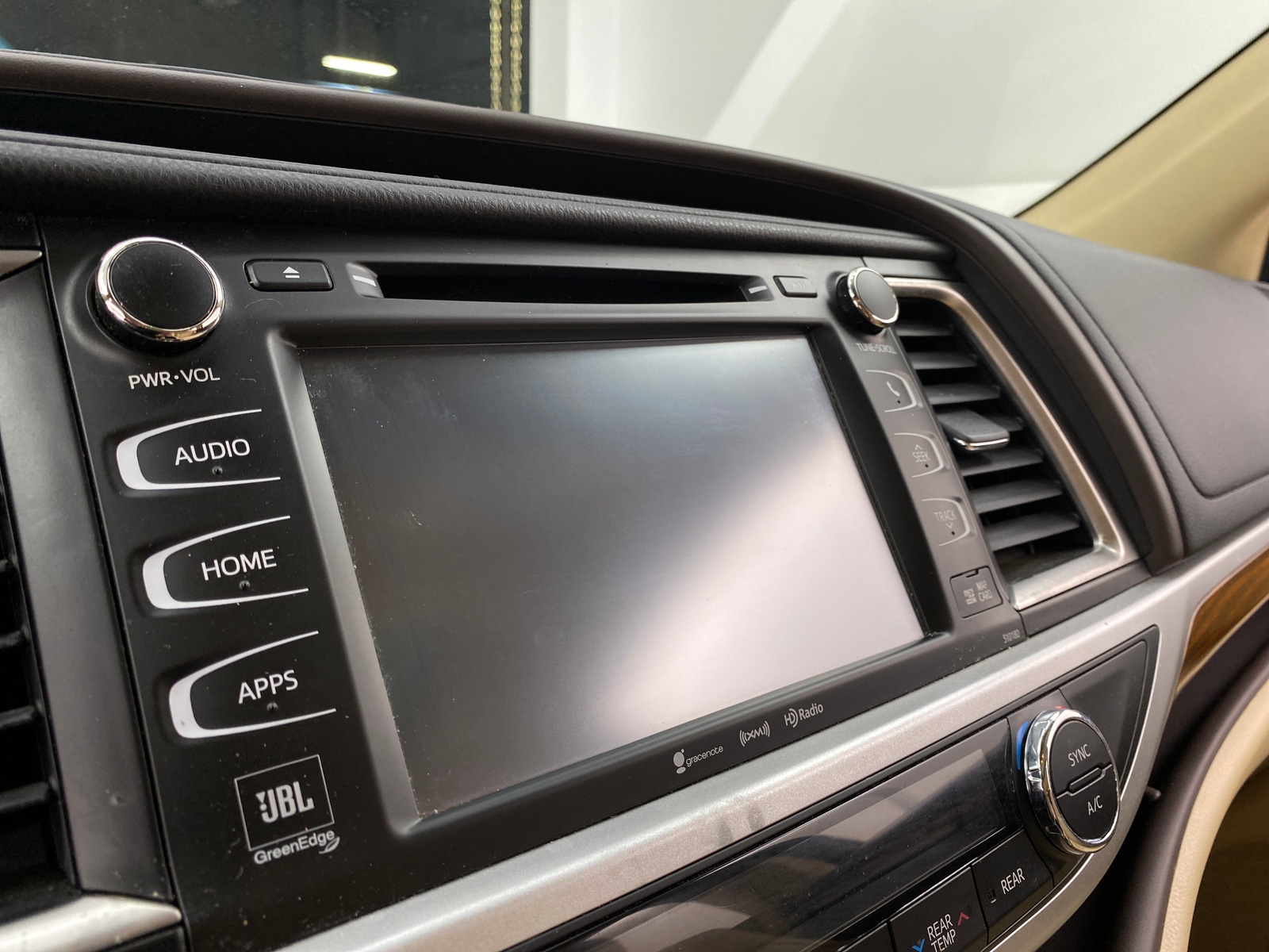 Thumbnail: 2018 Toyota Highlander - 3