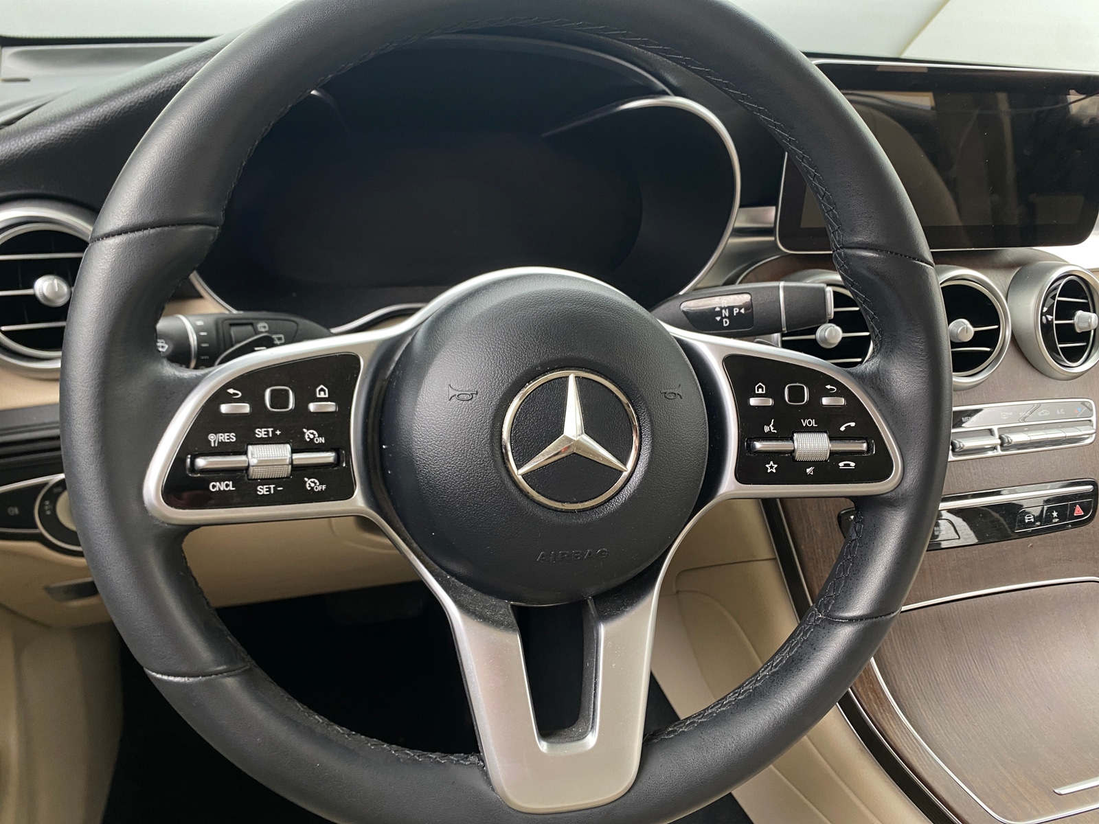 Thumbnail: 2022 Mercedes-Benz GLC - 4