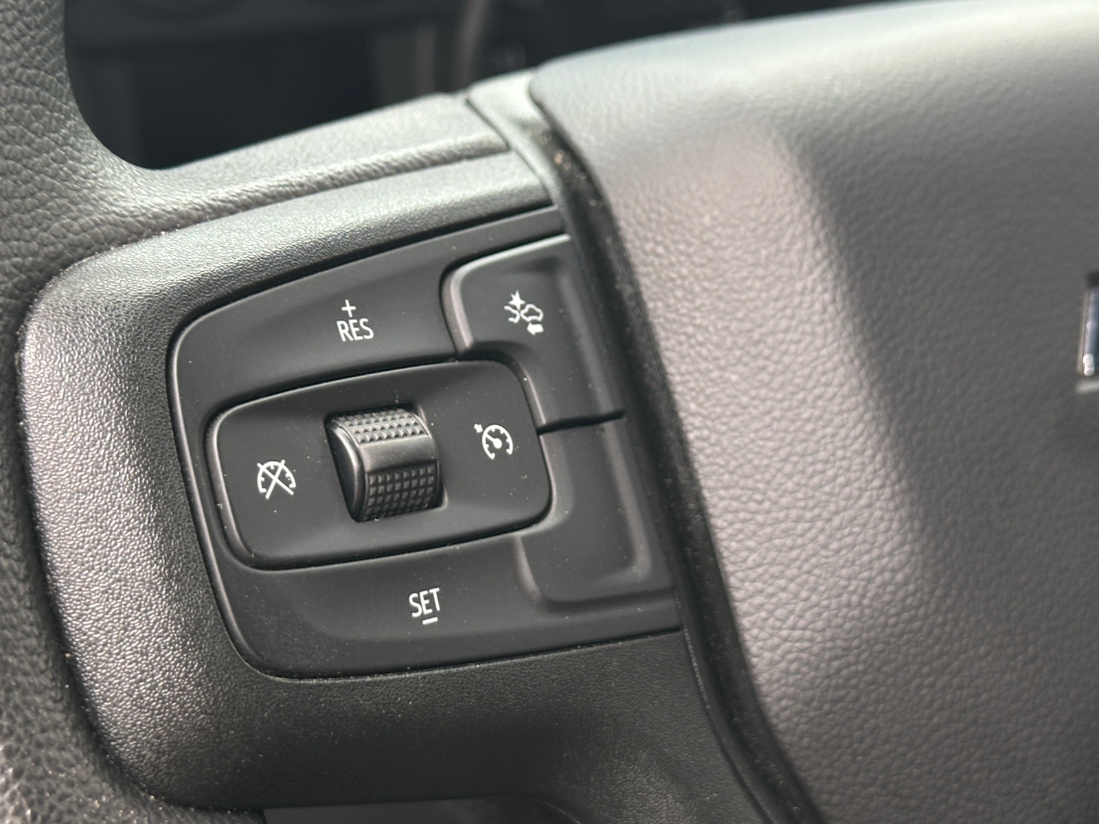 Thumbnail: 2024 Chevrolet Silverado 1500 - 5