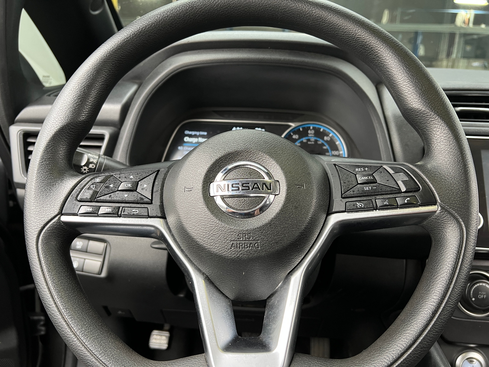 Thumbnail: 2021 Nissan Leaf - 5