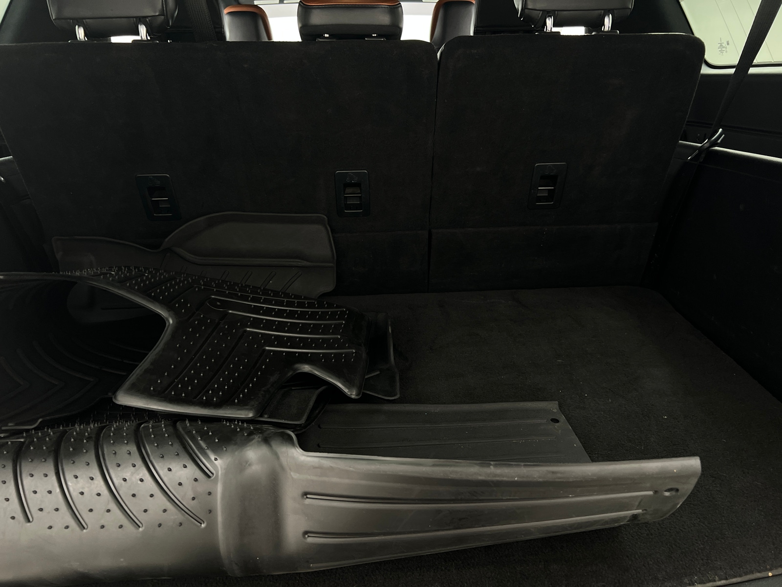 Thumbnail: 2020 Lincoln Navigator L - 6