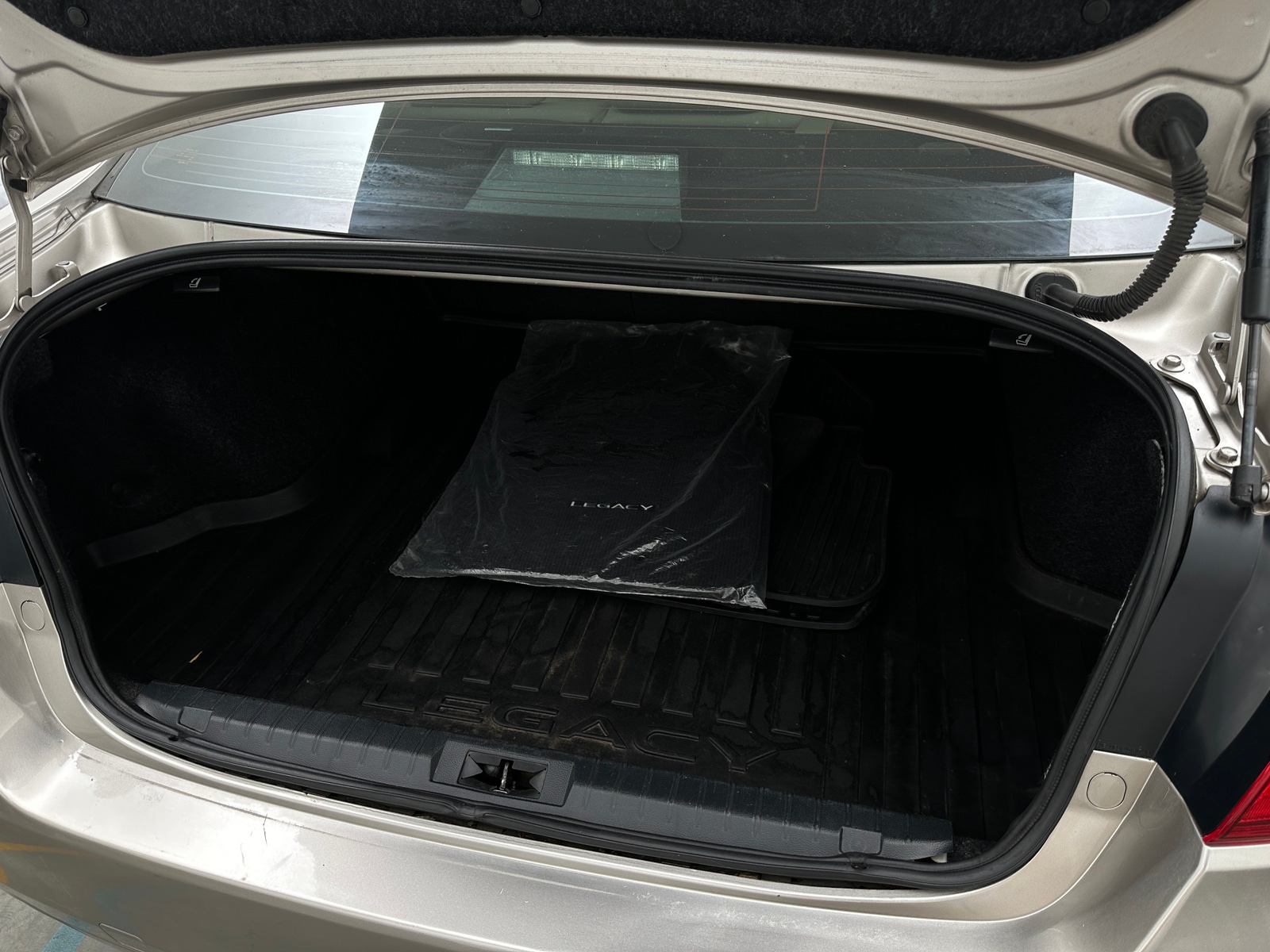 Thumbnail: 2015 Subaru Legacy - 6