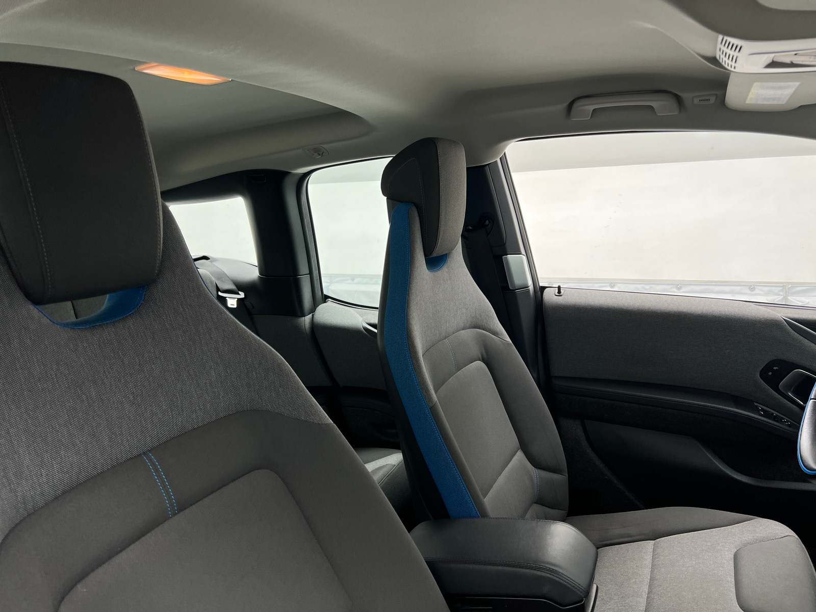 Thumbnail: 2017 BMW i3 - 2