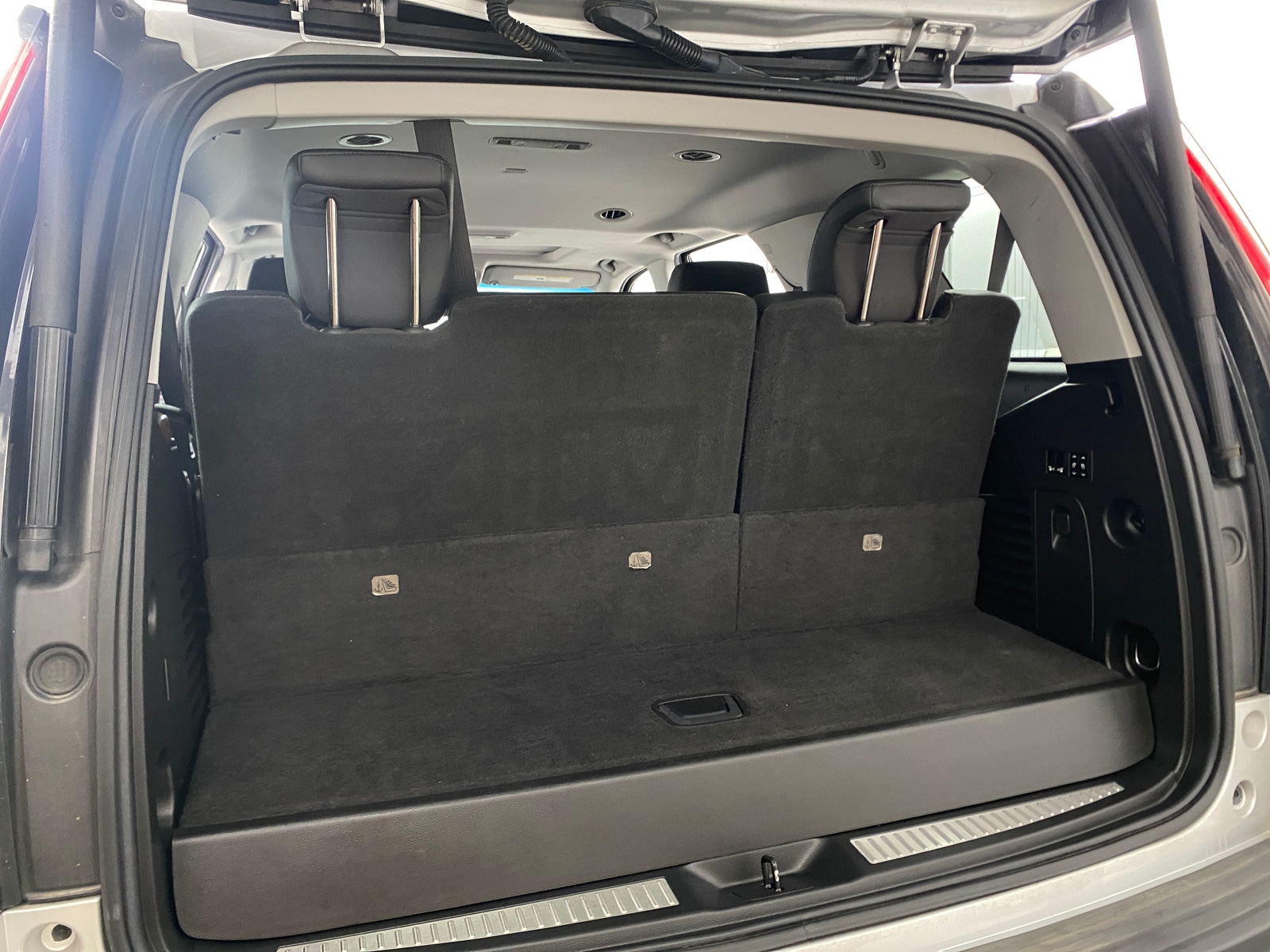 Thumbnail: 2019 Cadillac Escalade - 6