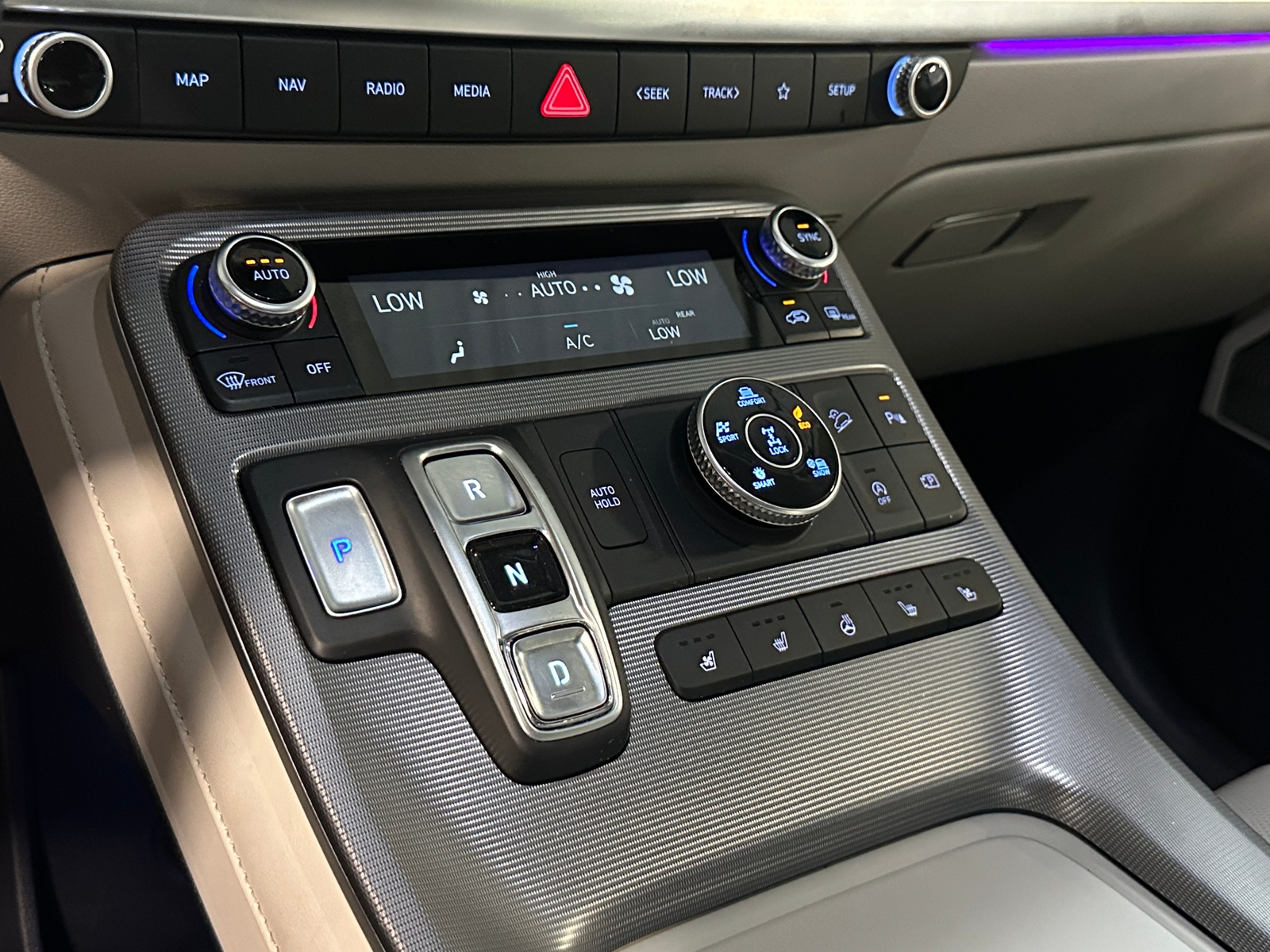 Thumbnail: 2024 Hyundai Palisade - 3