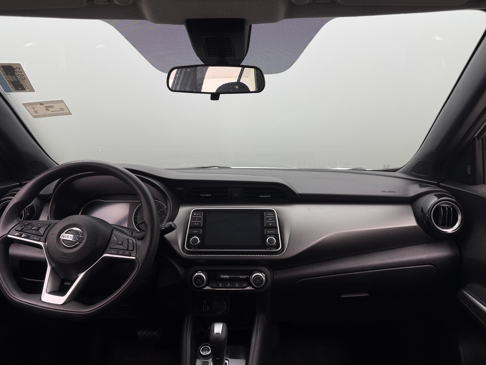 Thumbnail: 2020 Nissan Kicks - 3