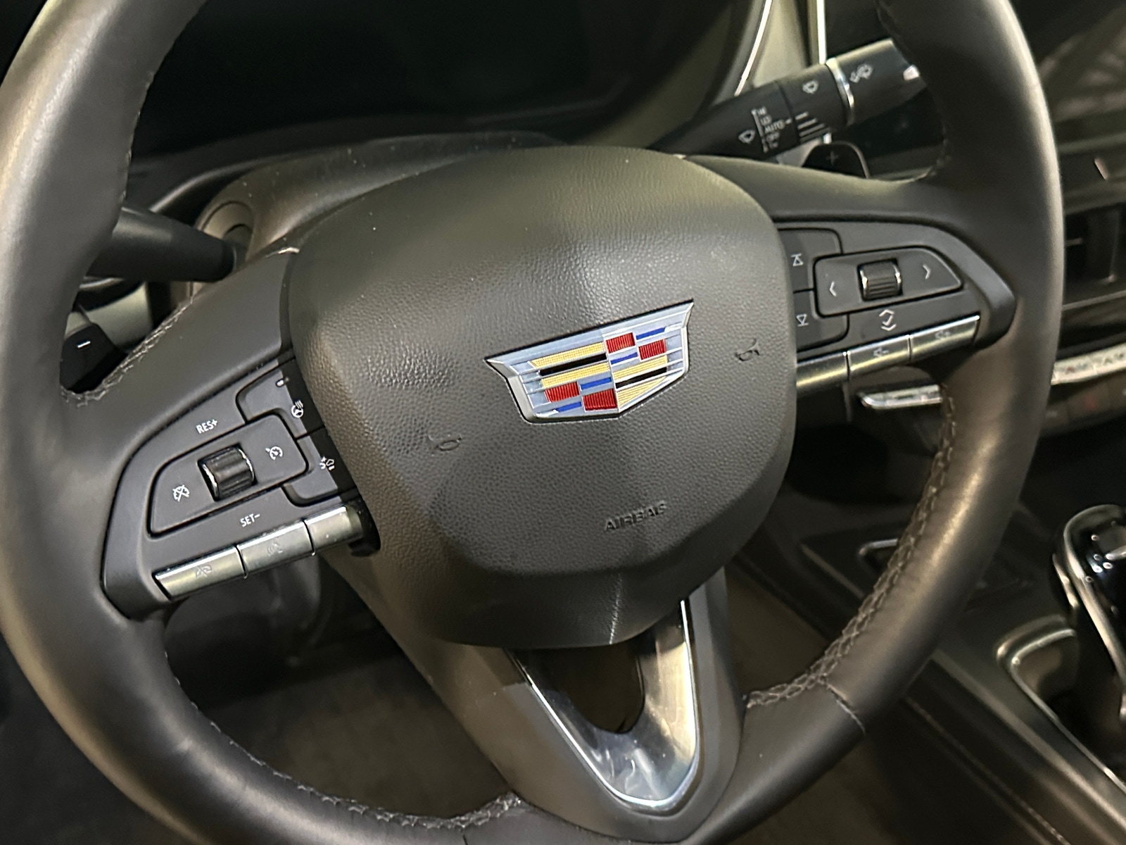 Thumbnail: 2022 Cadillac CT5 - 4
