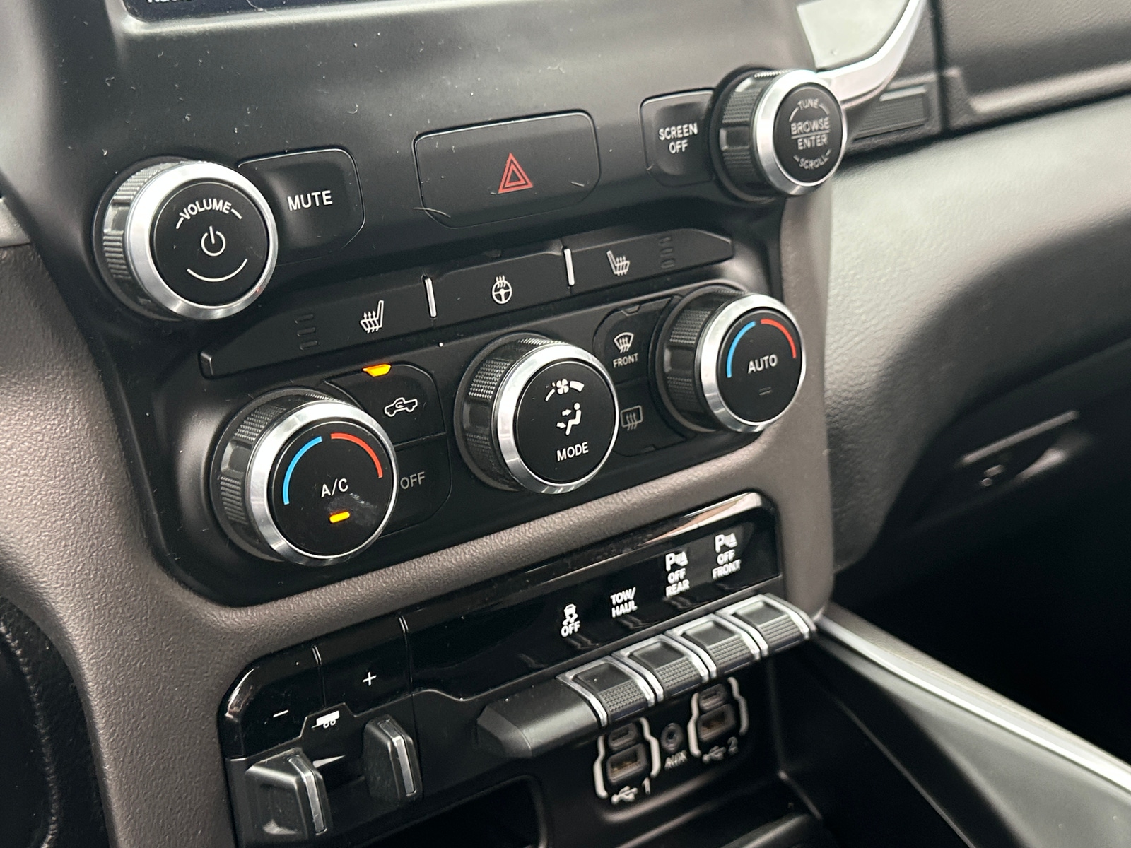 Thumbnail: 2020 RAM 1500 - 4