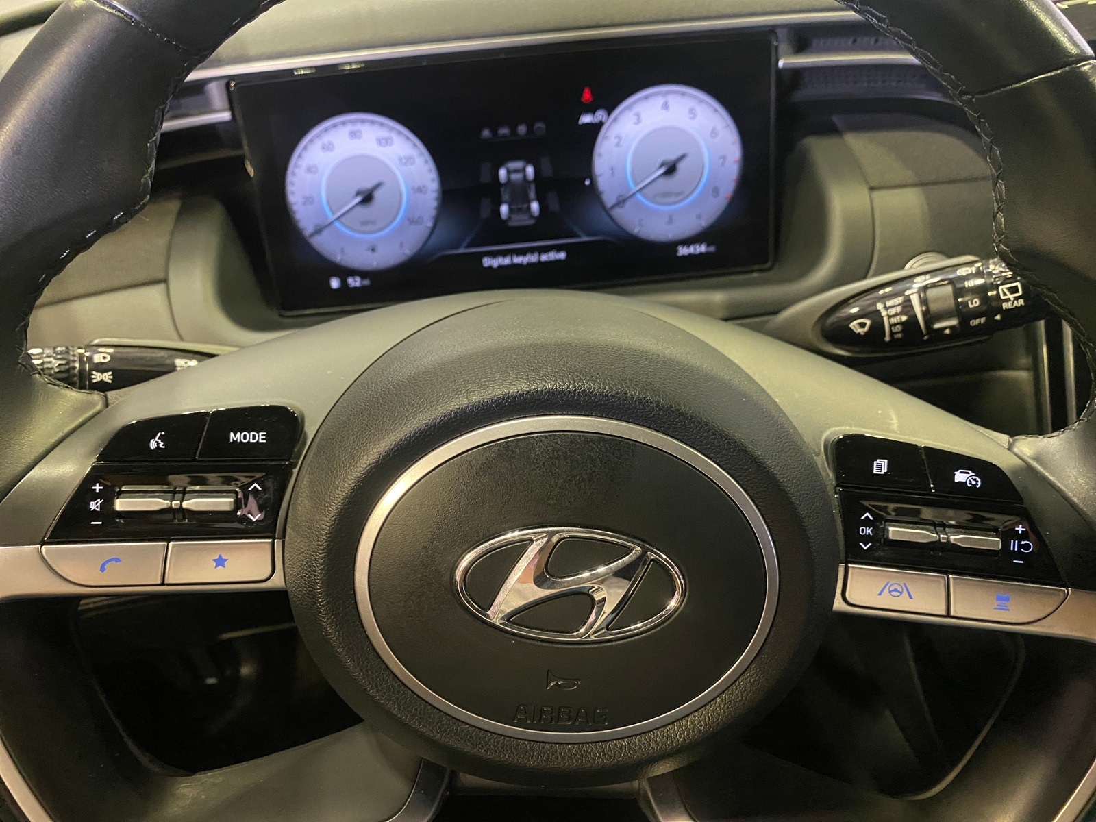 Thumbnail: 2022 Hyundai Tucson - 4