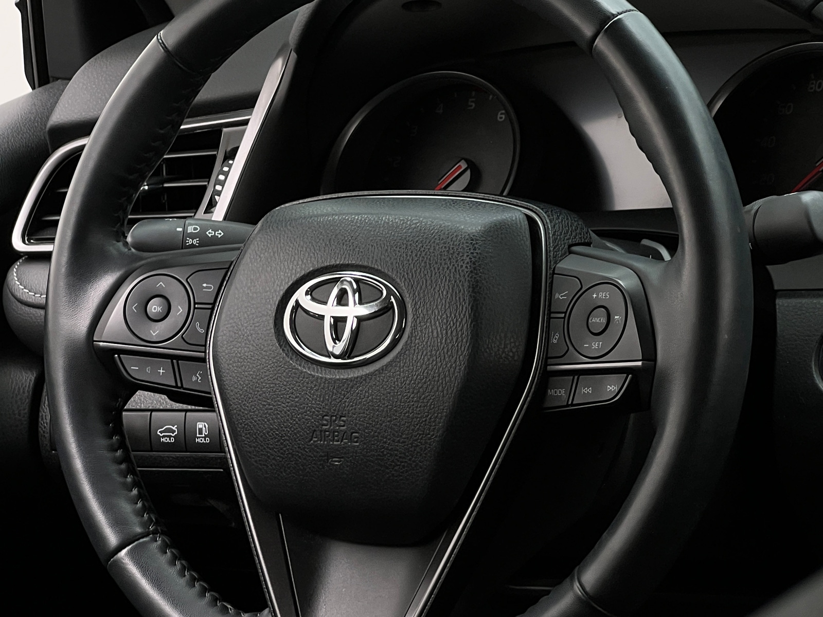 Thumbnail: 2021 Toyota Camry - 4