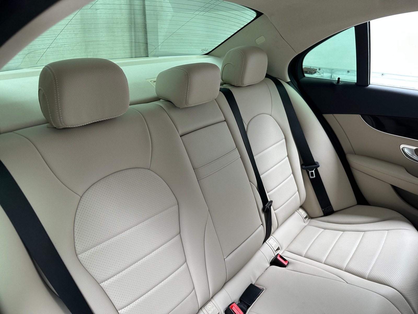 Thumbnail: 2016 Mercedes-Benz C-Class - 5