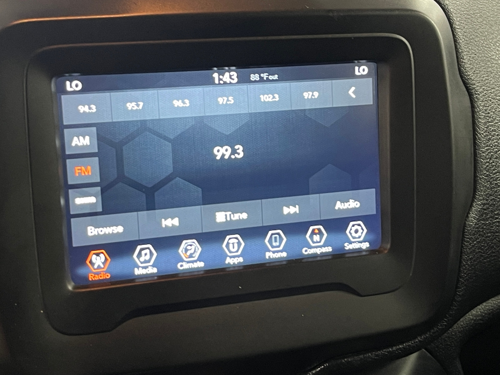 Thumbnail: 2020 Jeep Renegade - 4