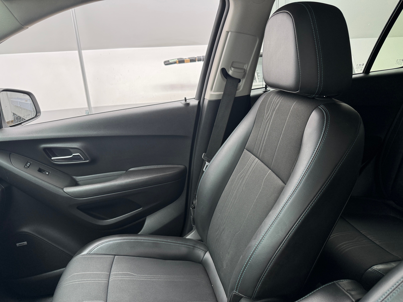 Thumbnail: 2016 Chevrolet Trax - 2