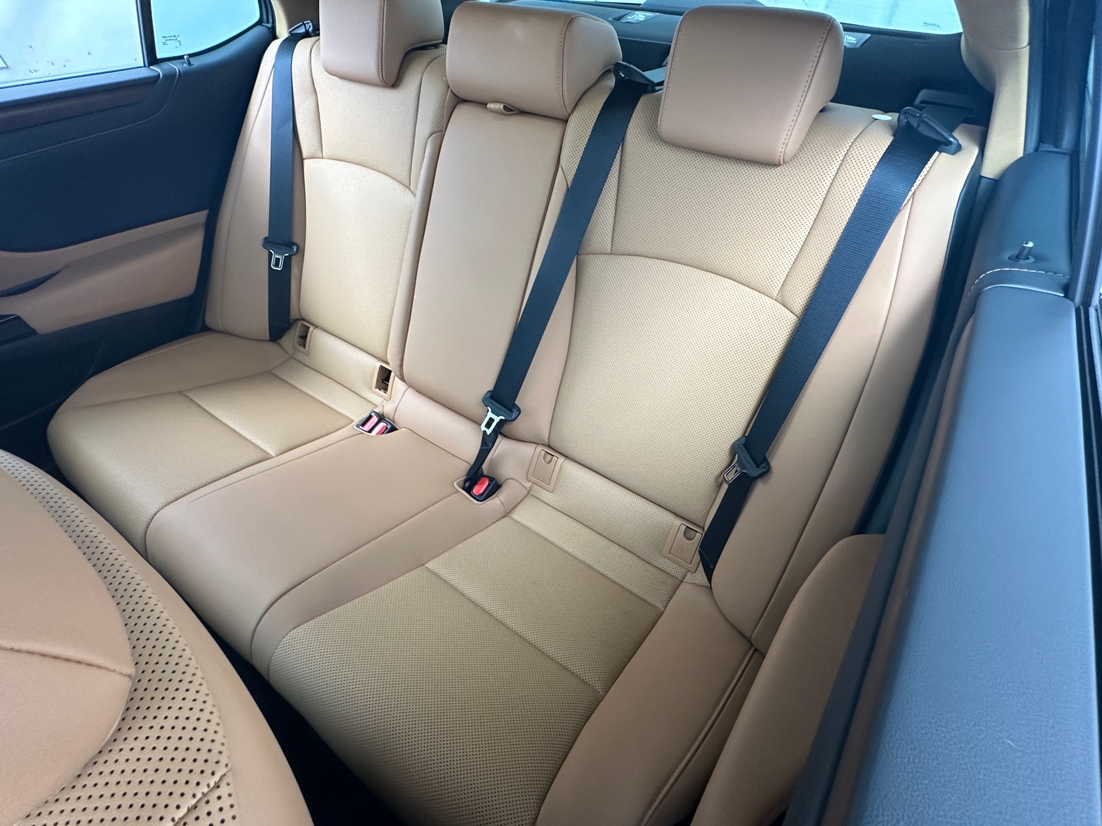 Thumbnail: 2022 Lexus ES - 5