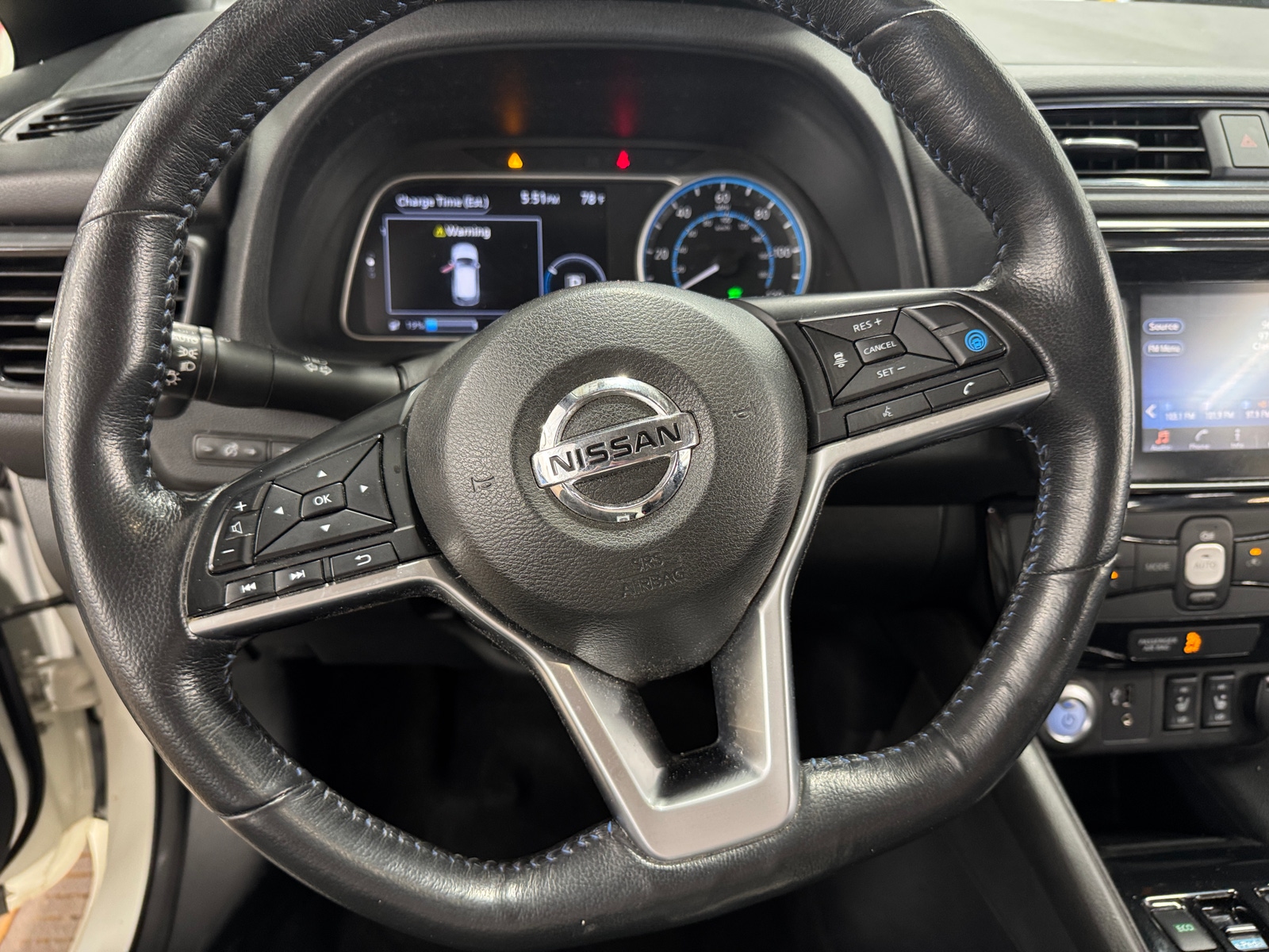 Thumbnail: 2019 Nissan Leaf - 5