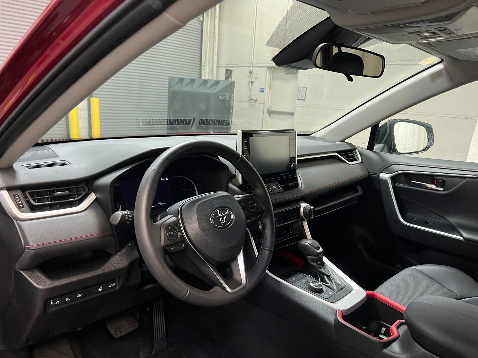 Thumbnail: 2022 Toyota RAV4 - 2