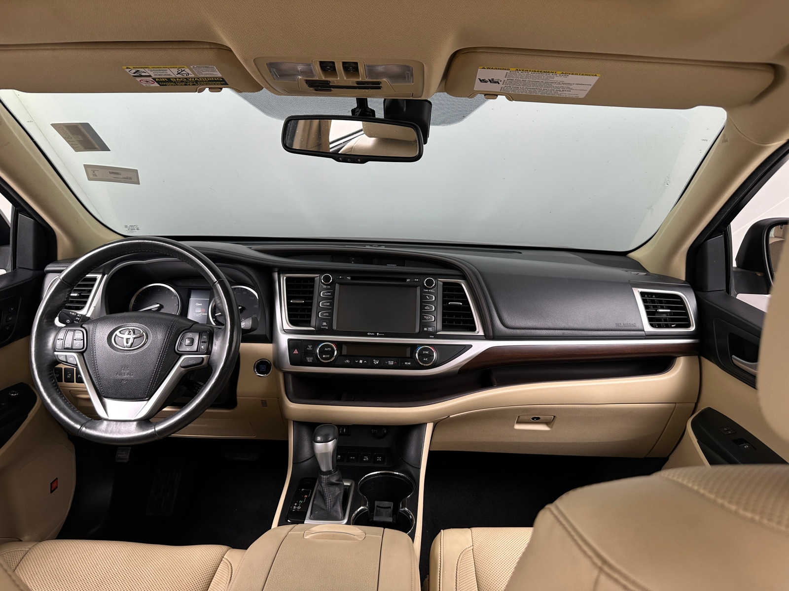 Thumbnail: 2015 Toyota Highlander - 2