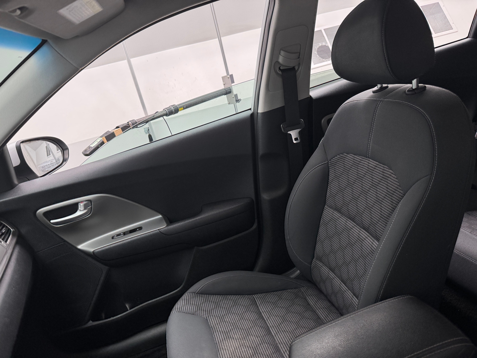 Thumbnail: 2019 Kia Niro - 2