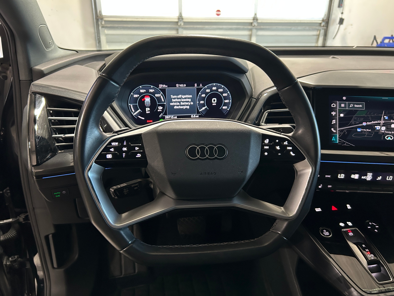 Thumbnail: 2022 Audi Q4 e-tron - 4