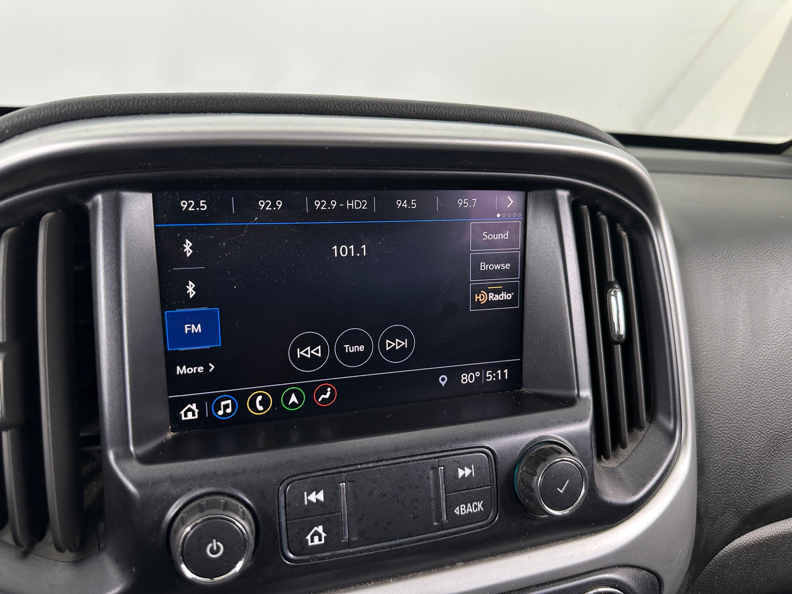 Thumbnail: 2021 Chevrolet Colorado - 3