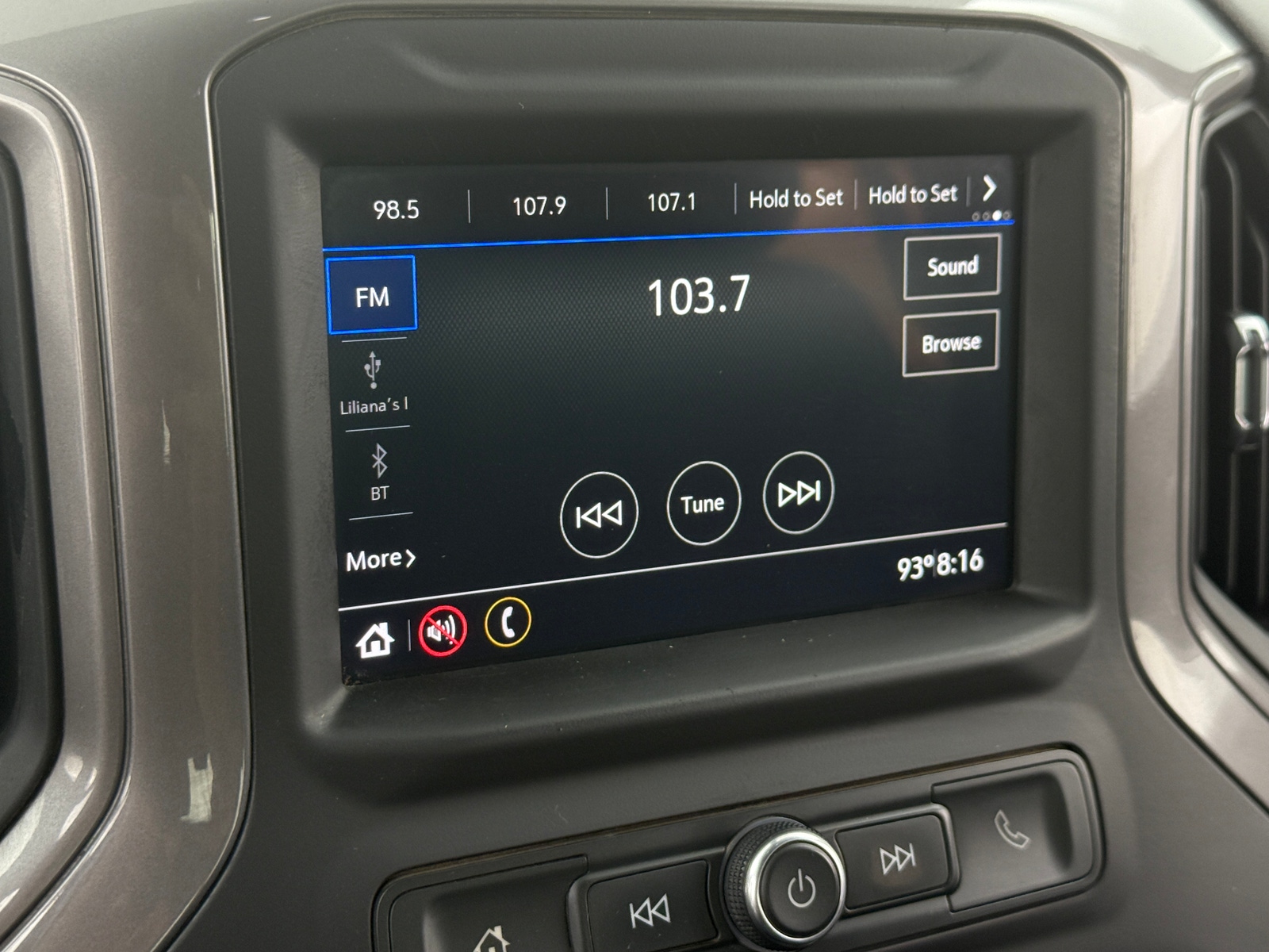 Thumbnail: 2020 Chevrolet Silverado 1500 - 4