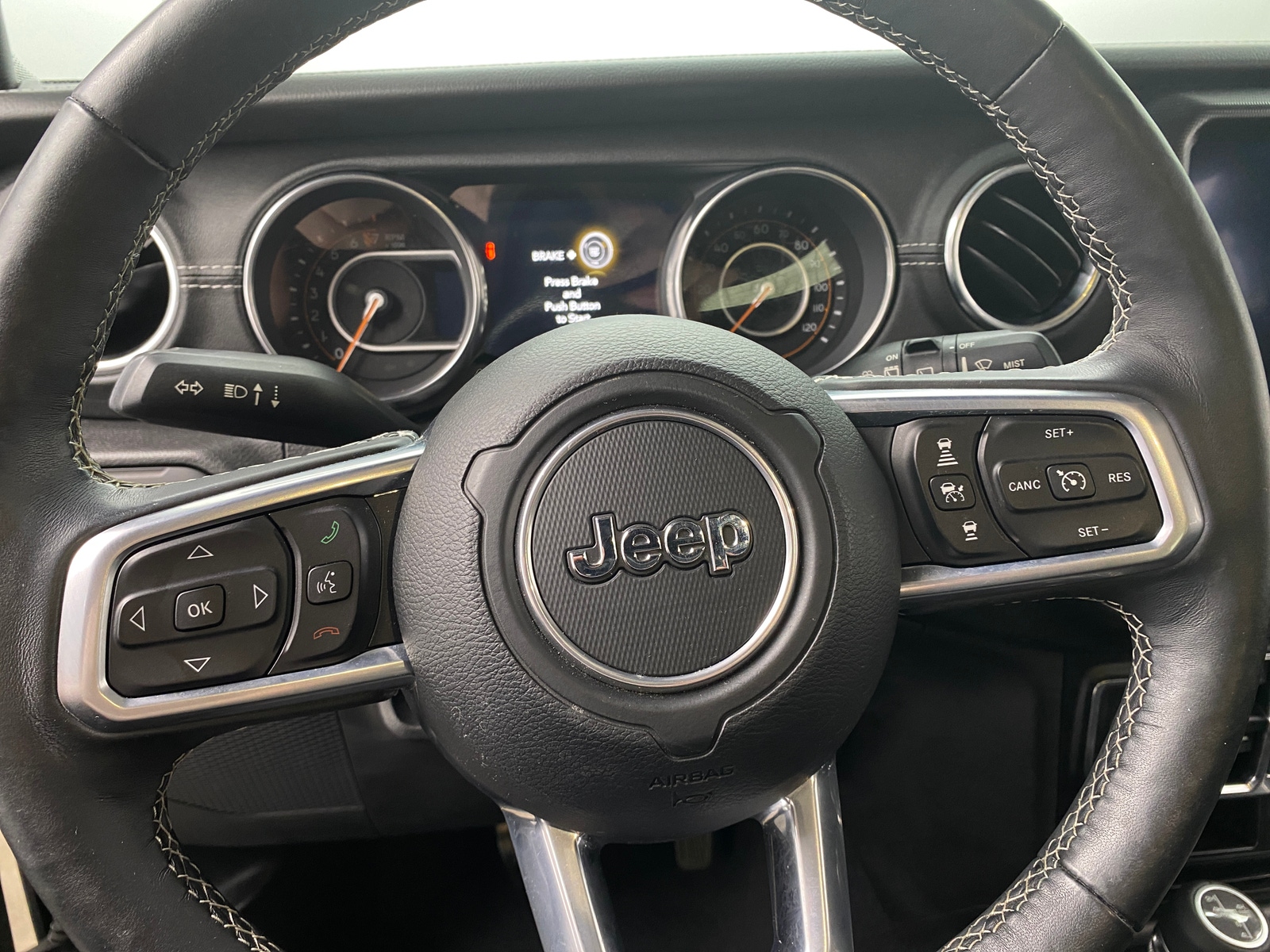 Thumbnail: 2019 Jeep Wrangler - 4