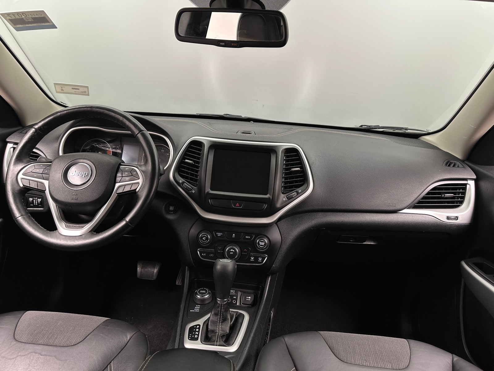 Thumbnail: 2018 Jeep Cherokee - 2