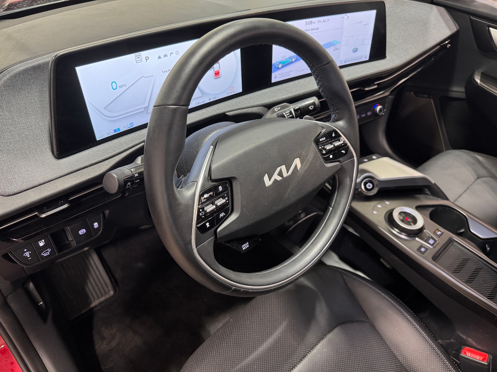 Thumbnail: 2022 Kia EV6 - 2