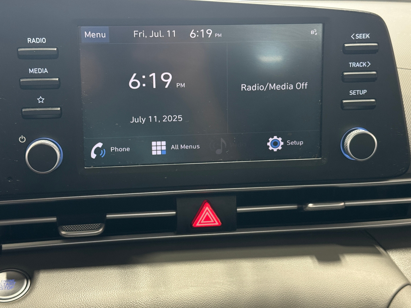 Thumbnail: 2023 Hyundai Elantra - 4